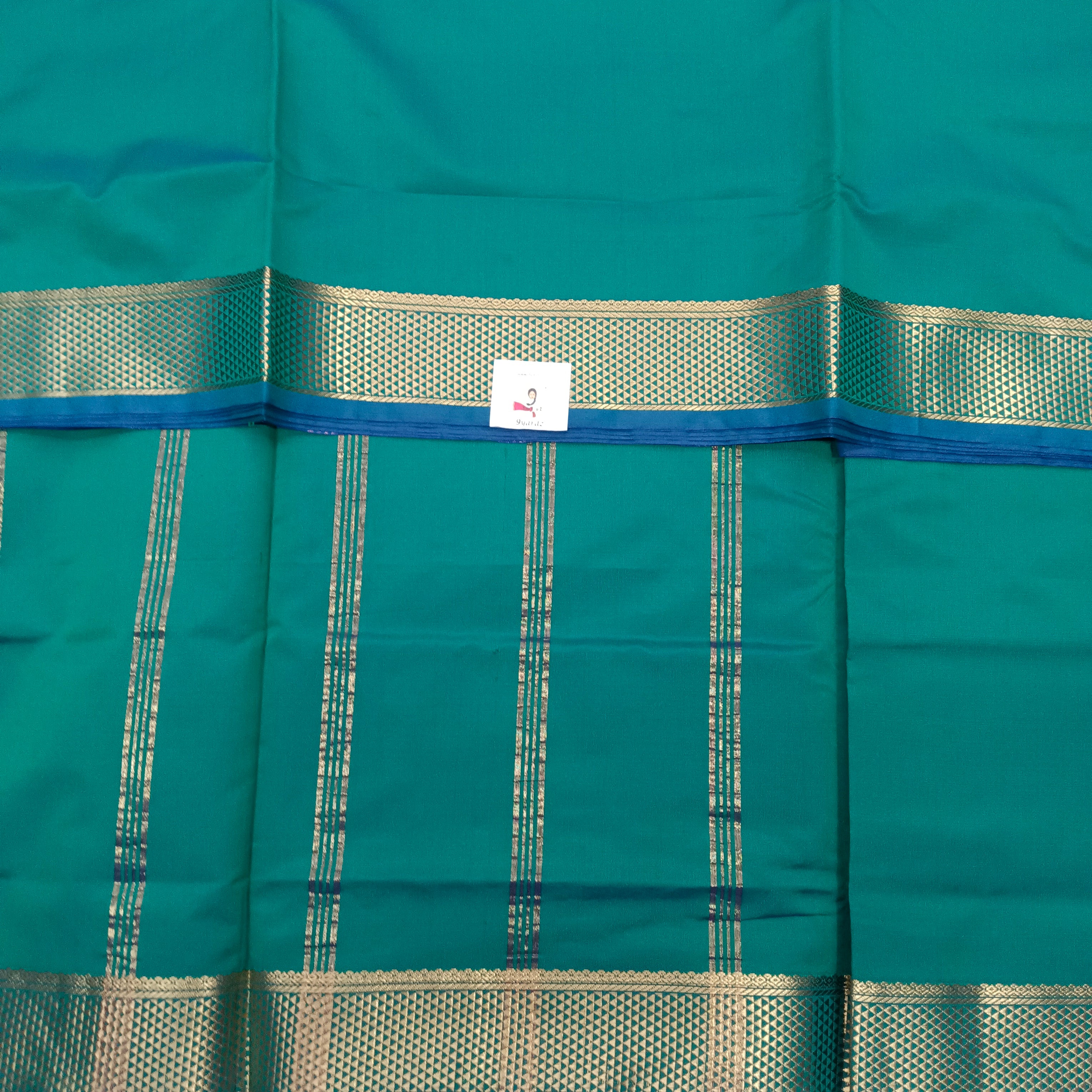 Poly silk 10.5yards  madisar