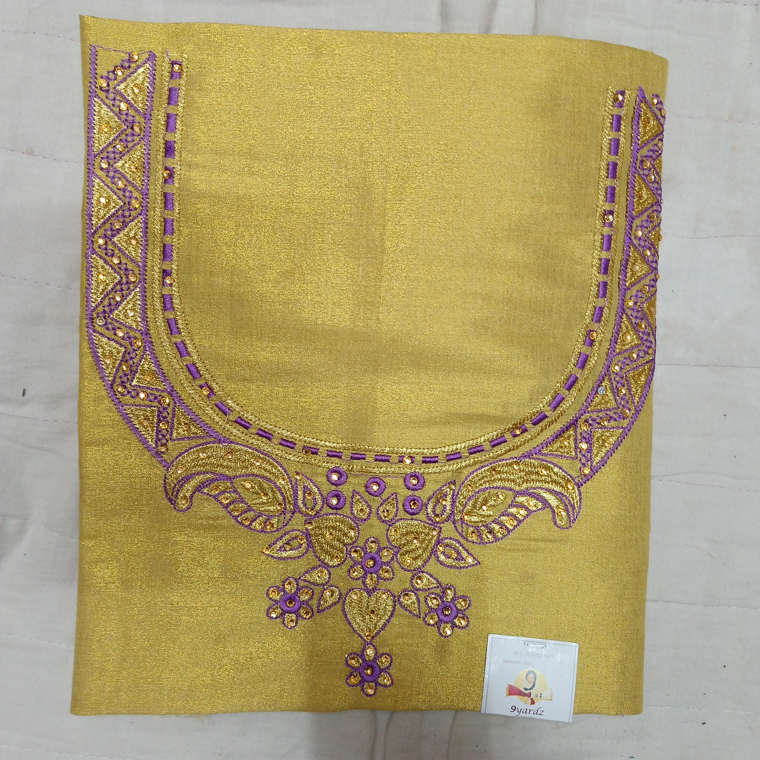 Tissue blouse bits