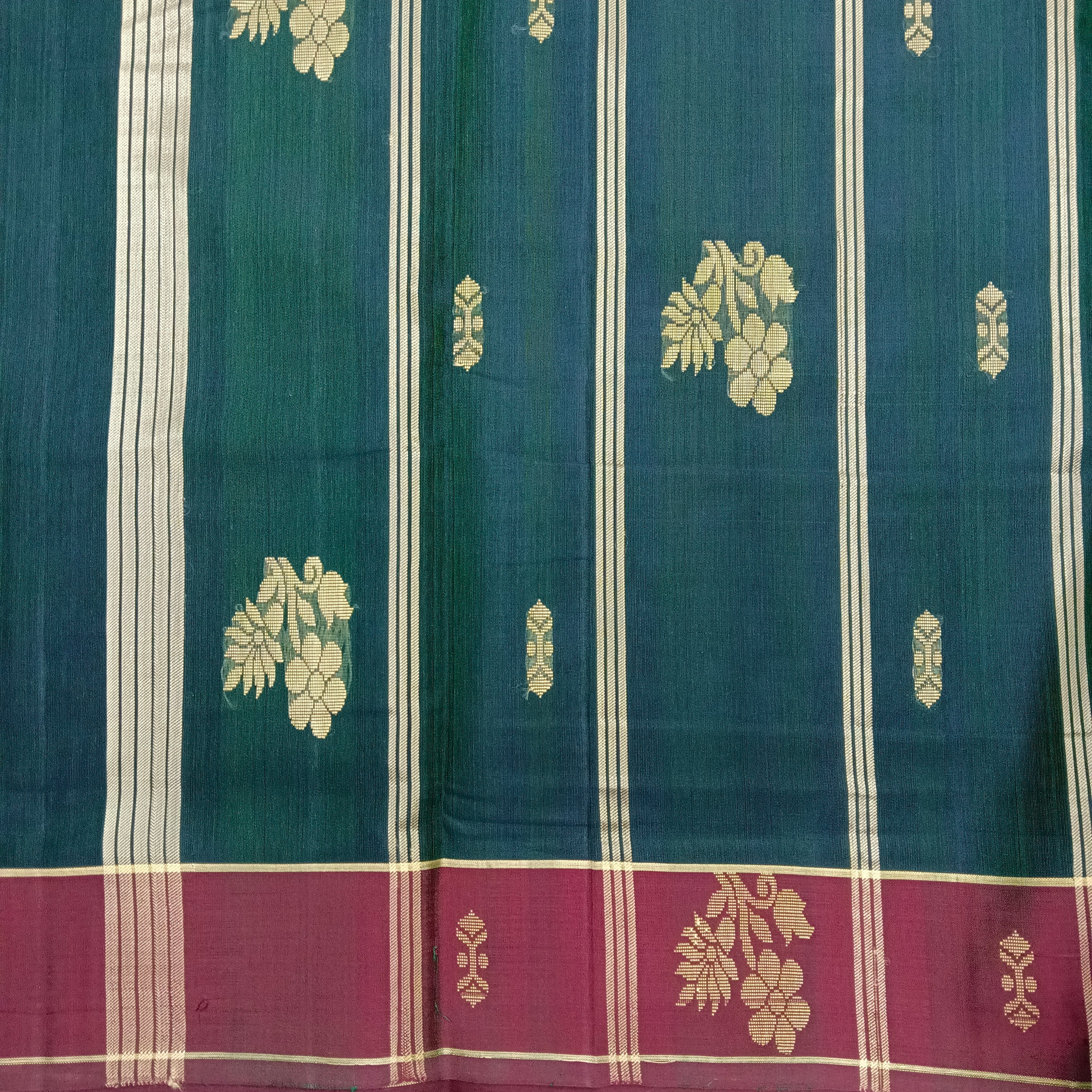Devendra 10yards Body  Embossed