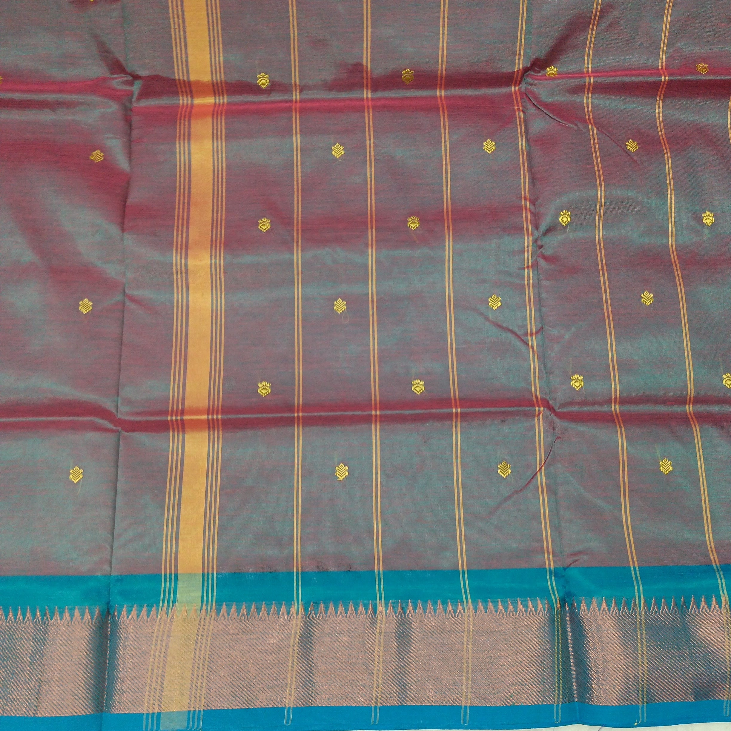 Vaazhainaar Pattu Madisar
