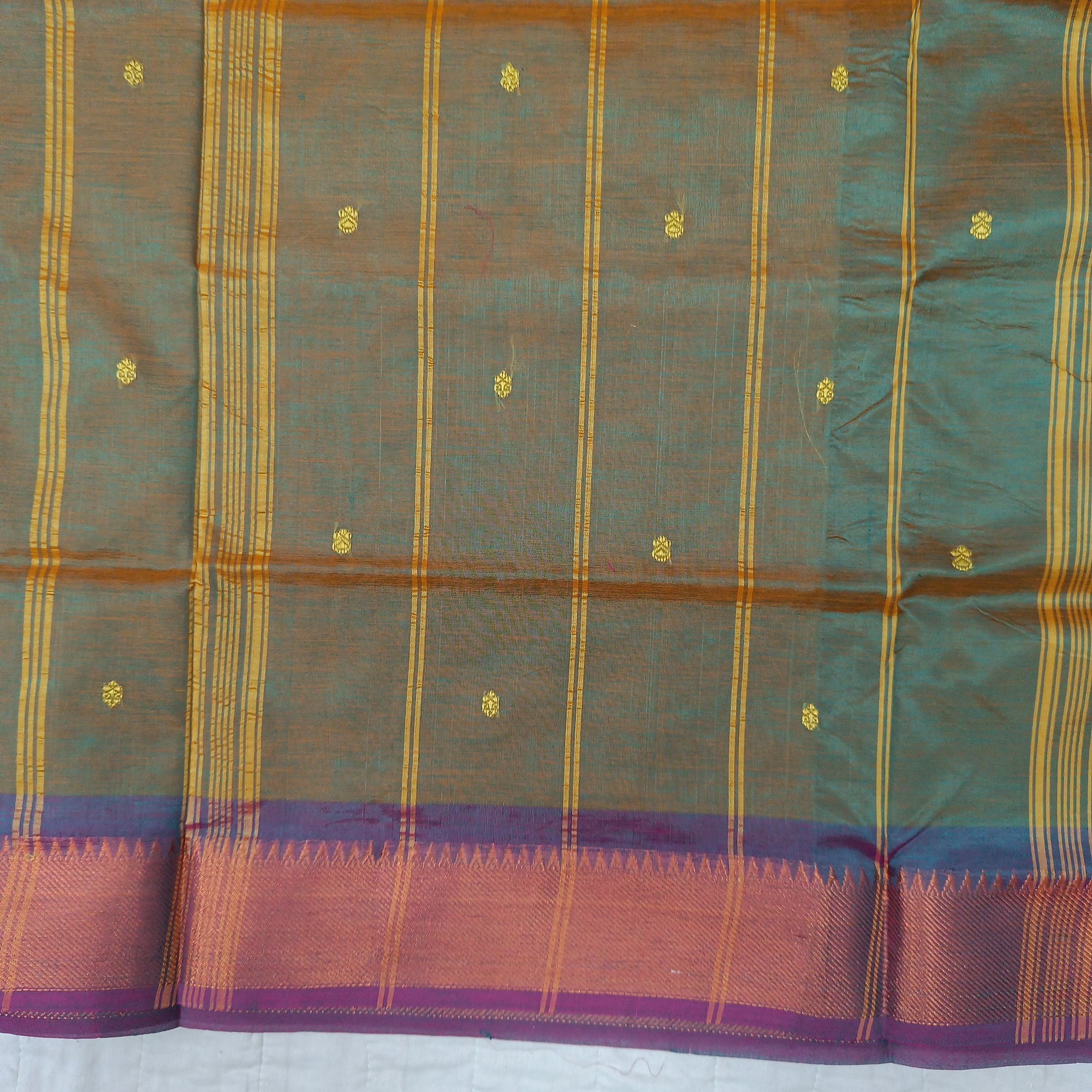 Vaazhainaar Pattu Madisar