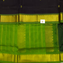 Load image into Gallery viewer, Pure silk cotton with butta -10 yards madisar