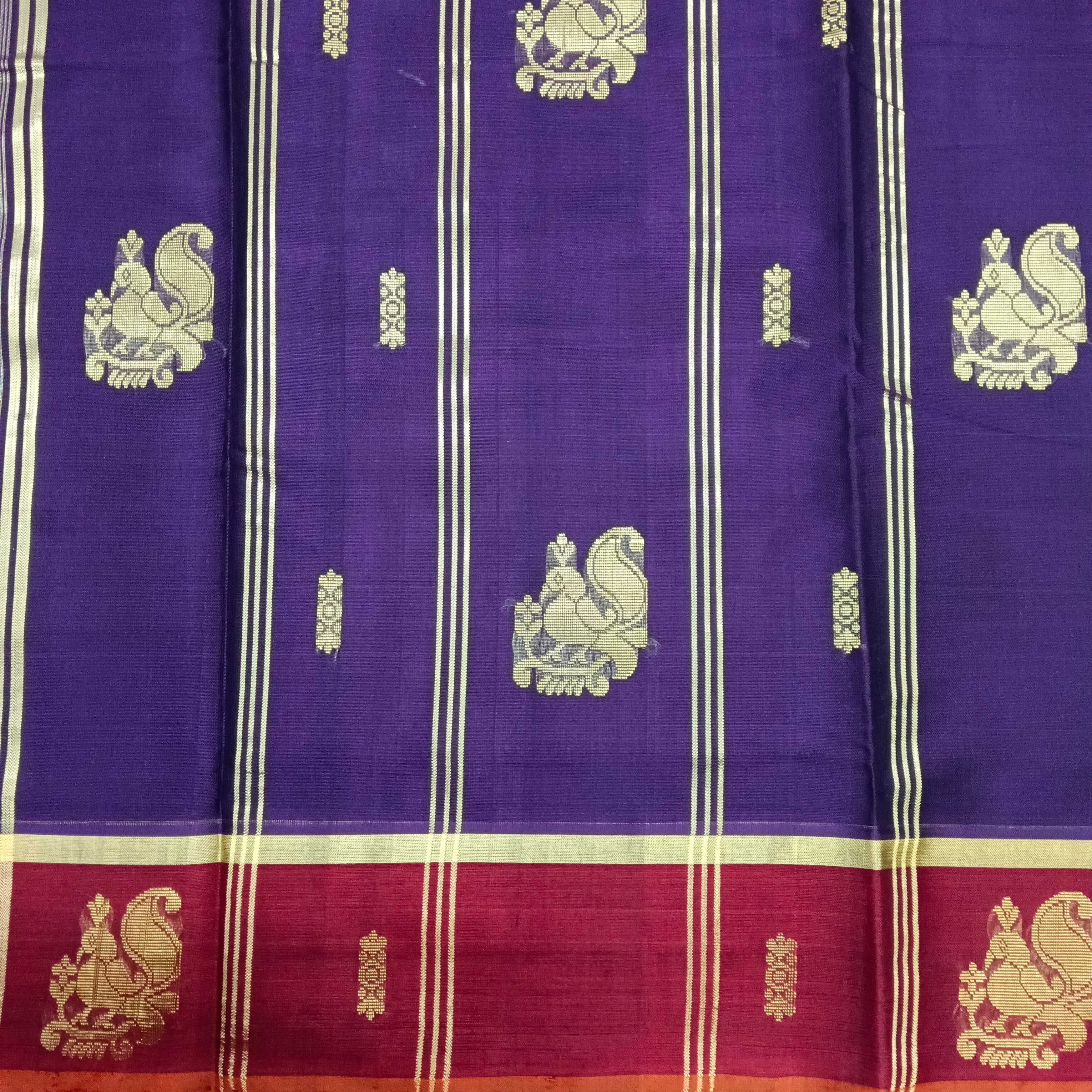 Devendra 10yards Body  Embossed
