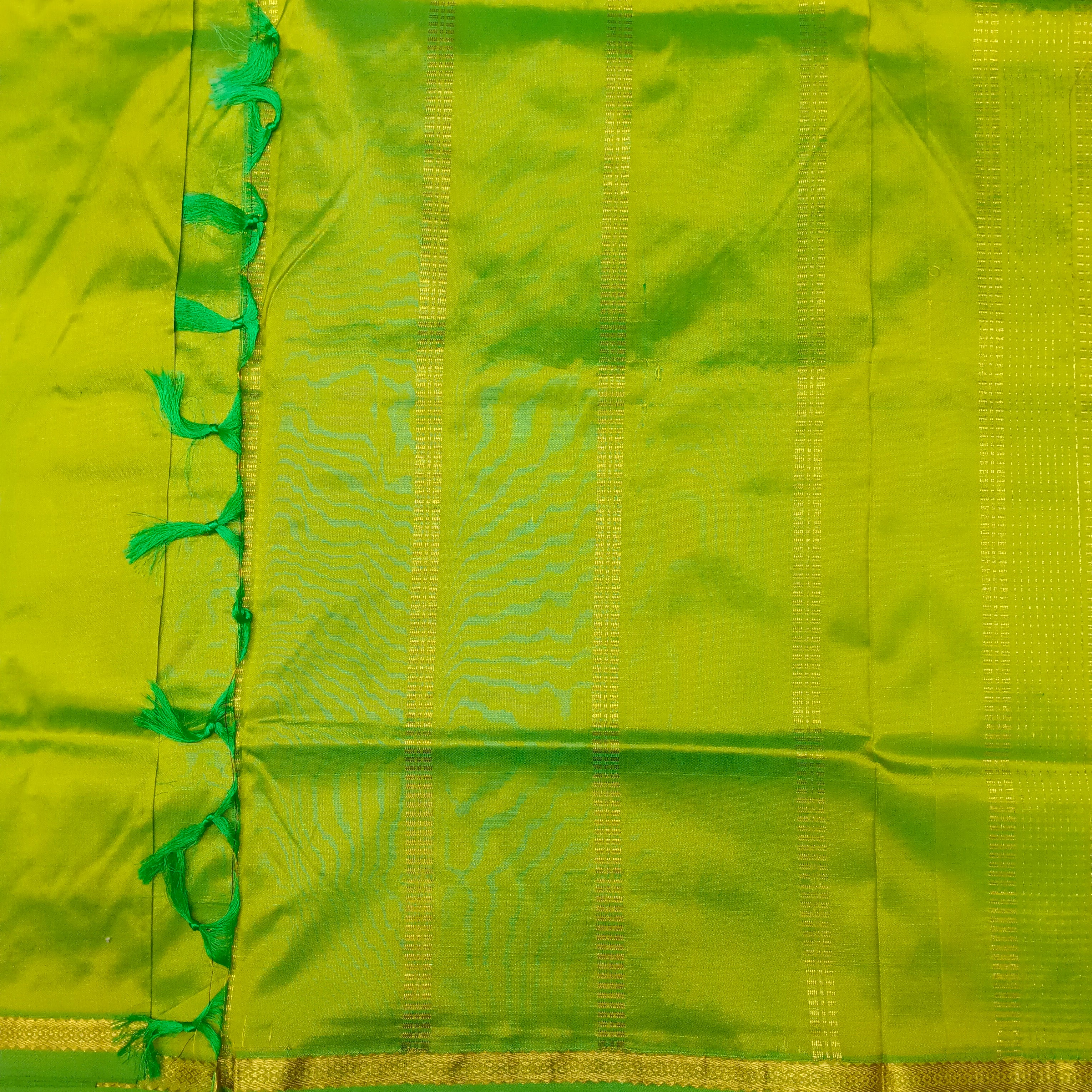 Pure silk 9.5 yardz