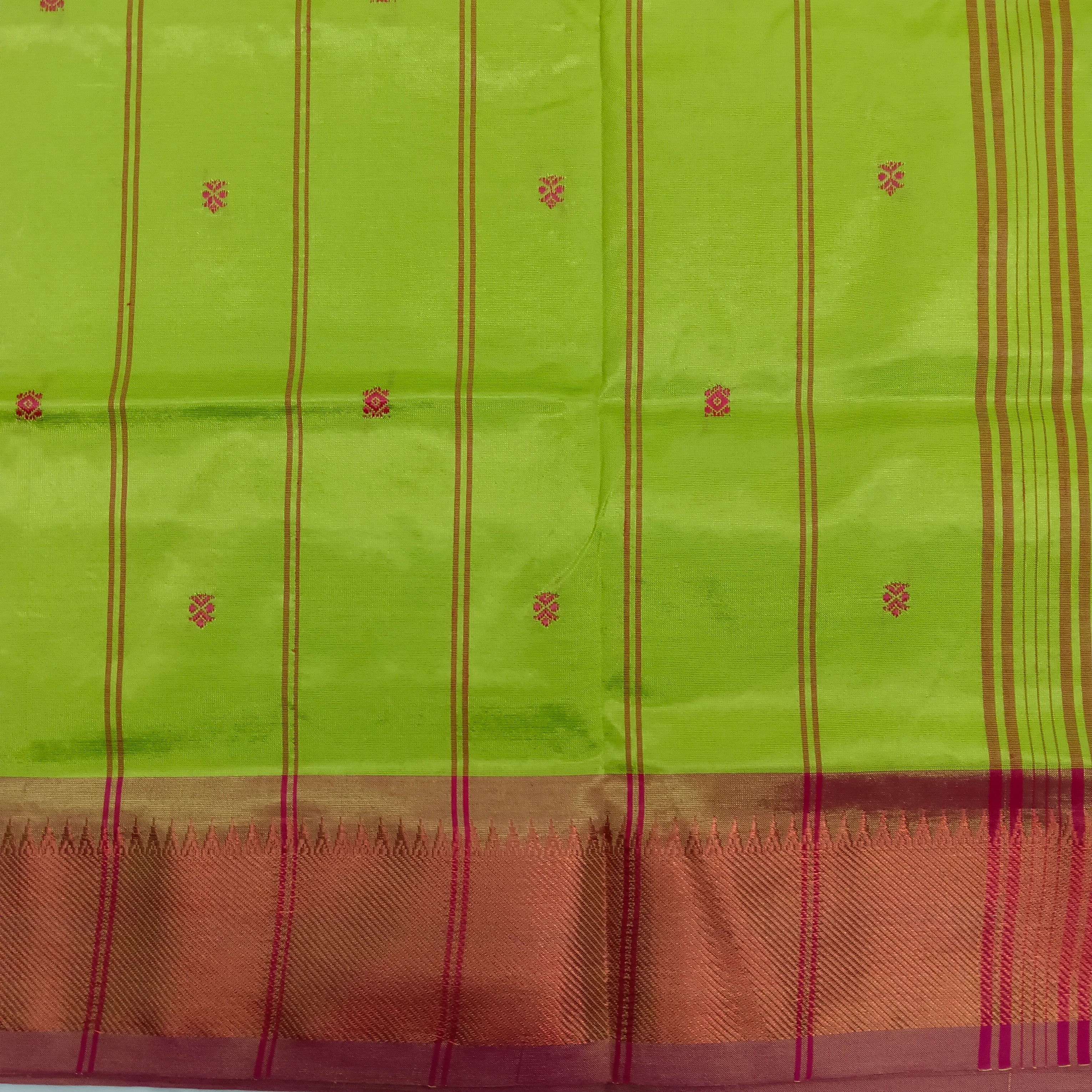 Vaazhainaar Pattu Madisar