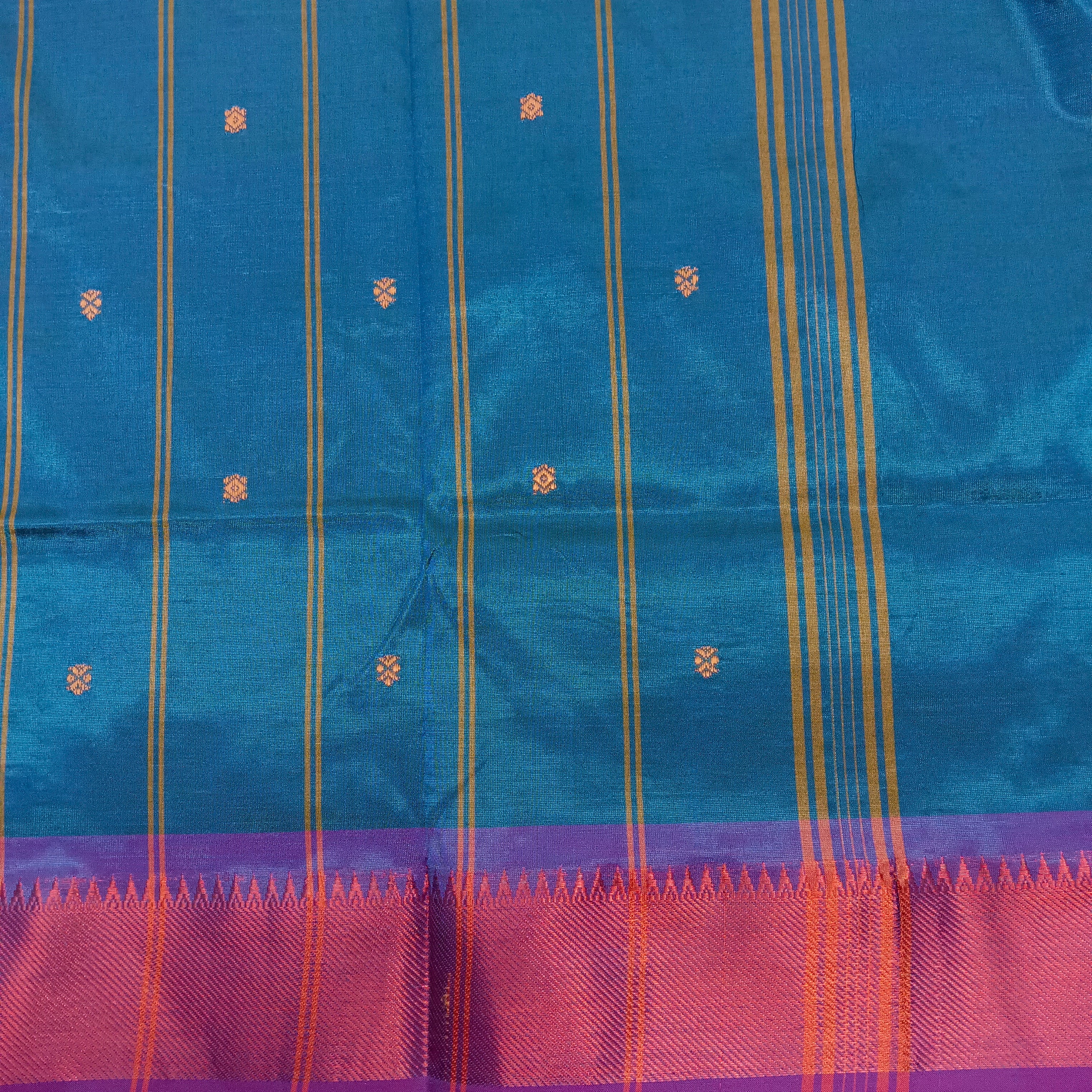 Vaazhainaar Pattu Madisar