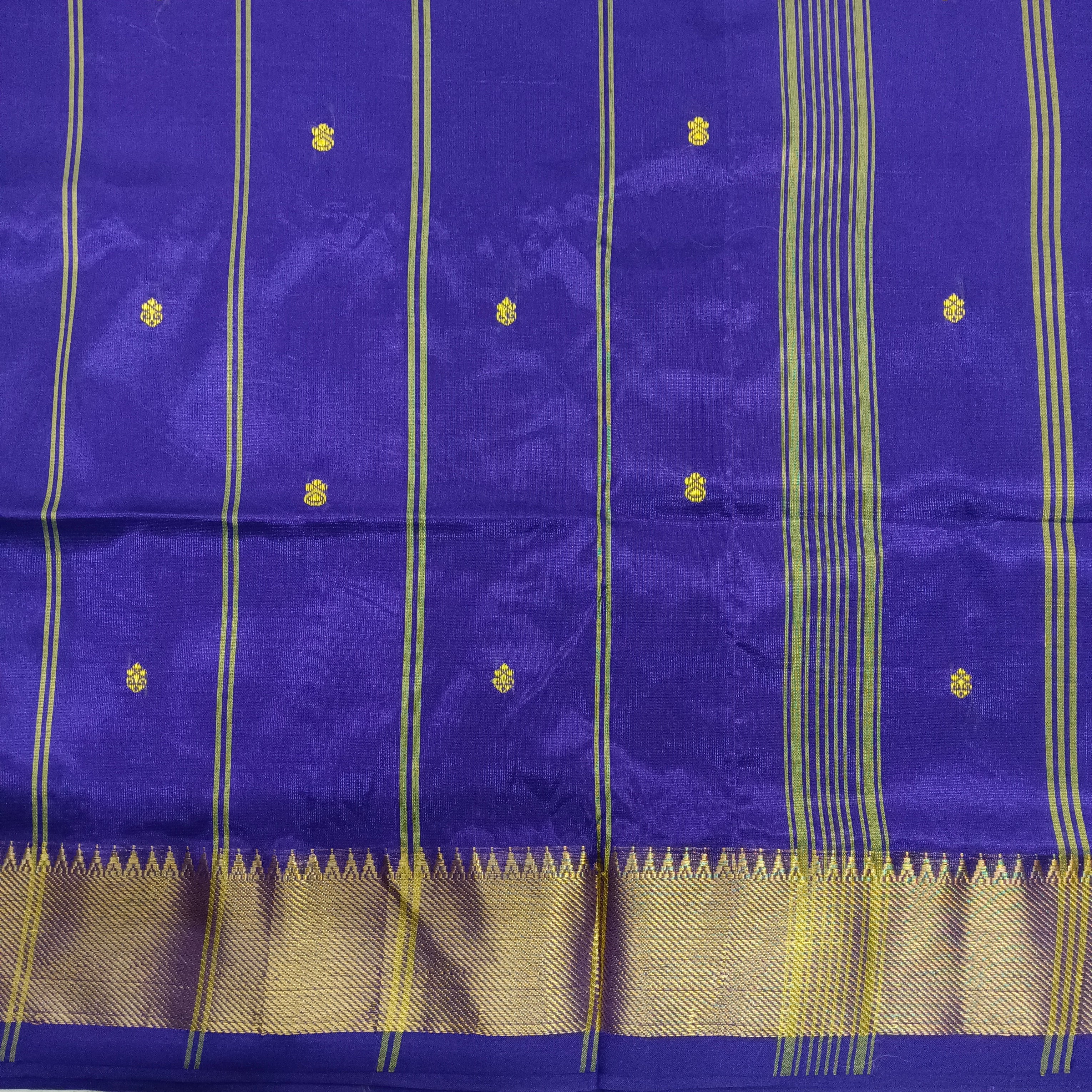 Vaazhainaar Pattu Madisar