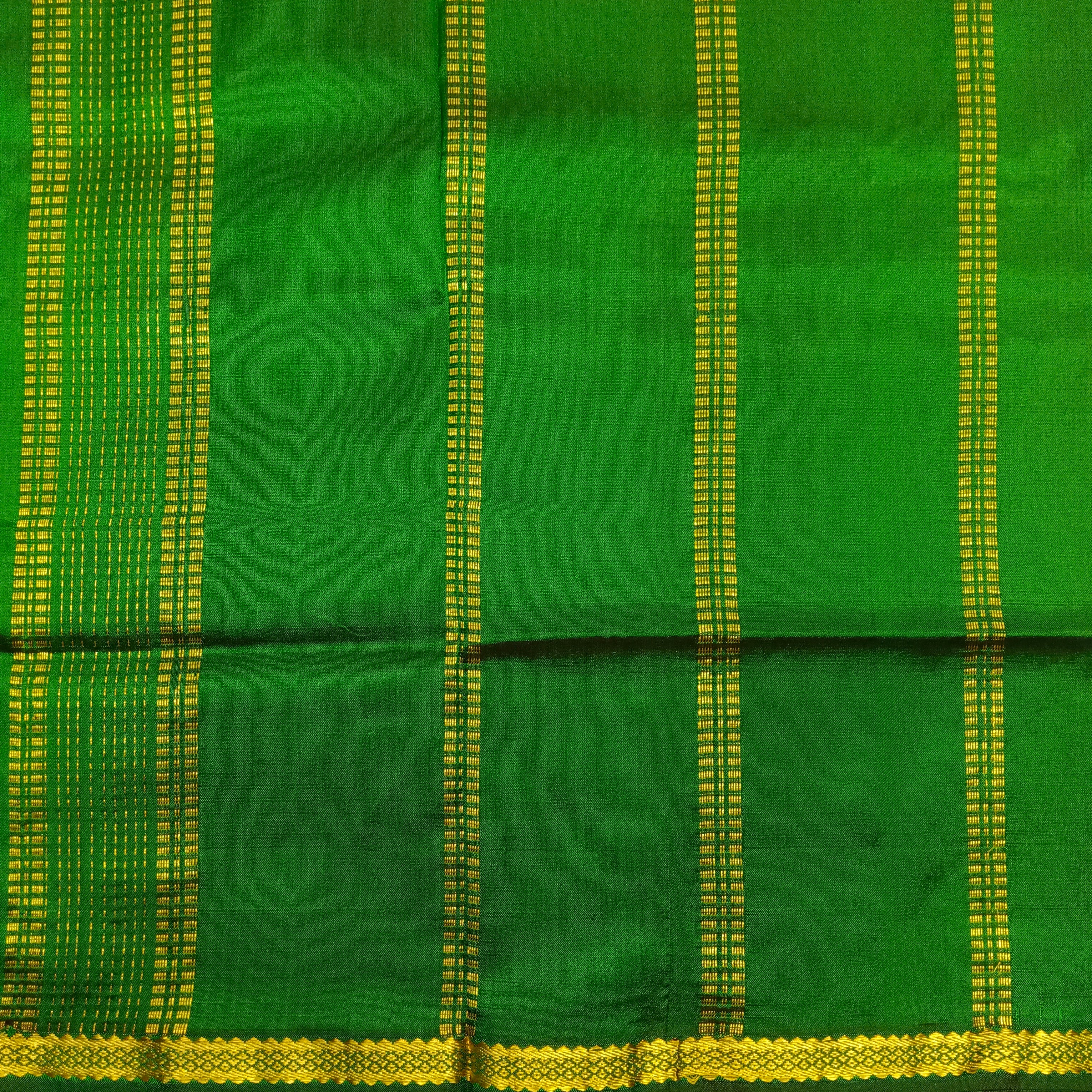 Pure silk 10.5 yardz