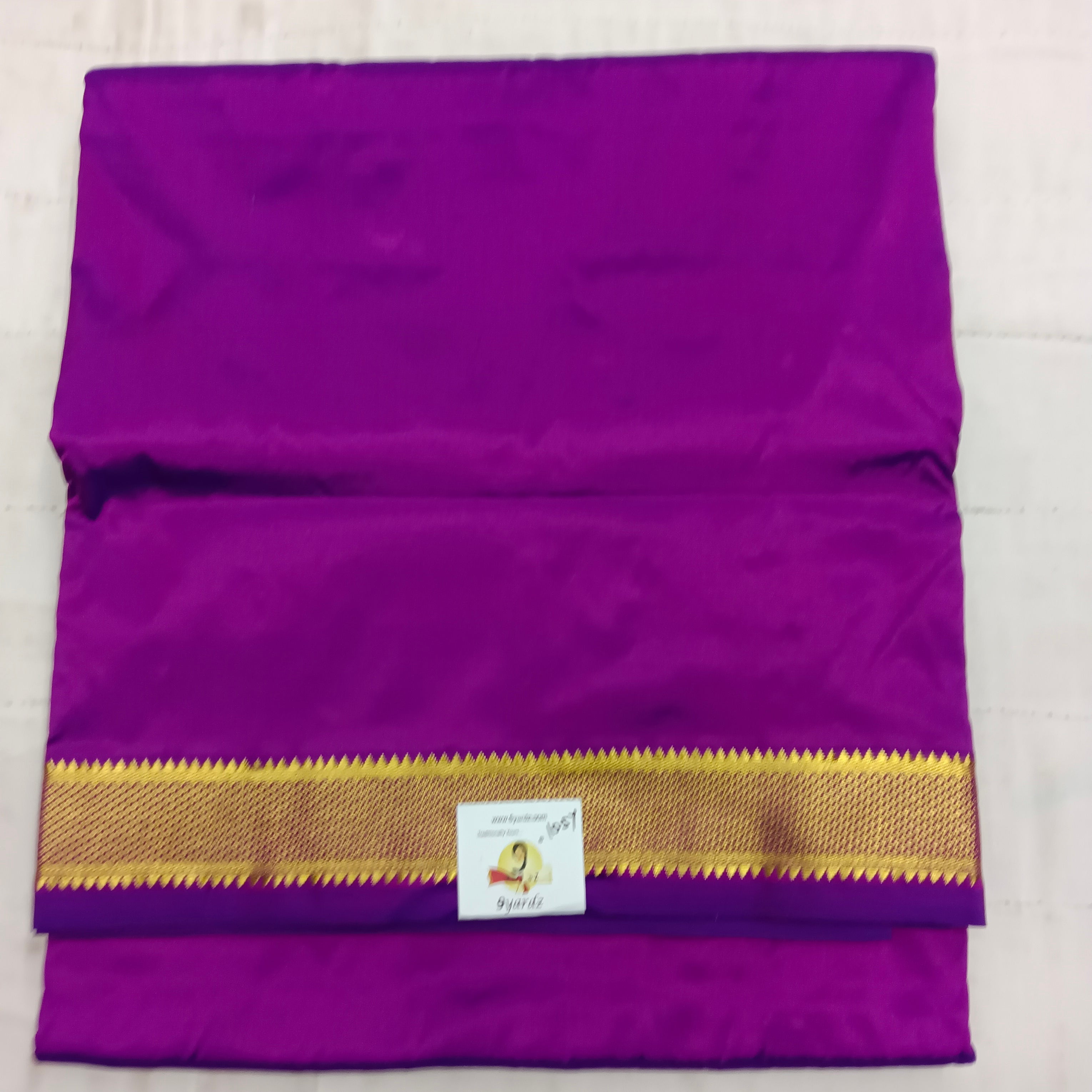 Pure silk 10.5 yardz