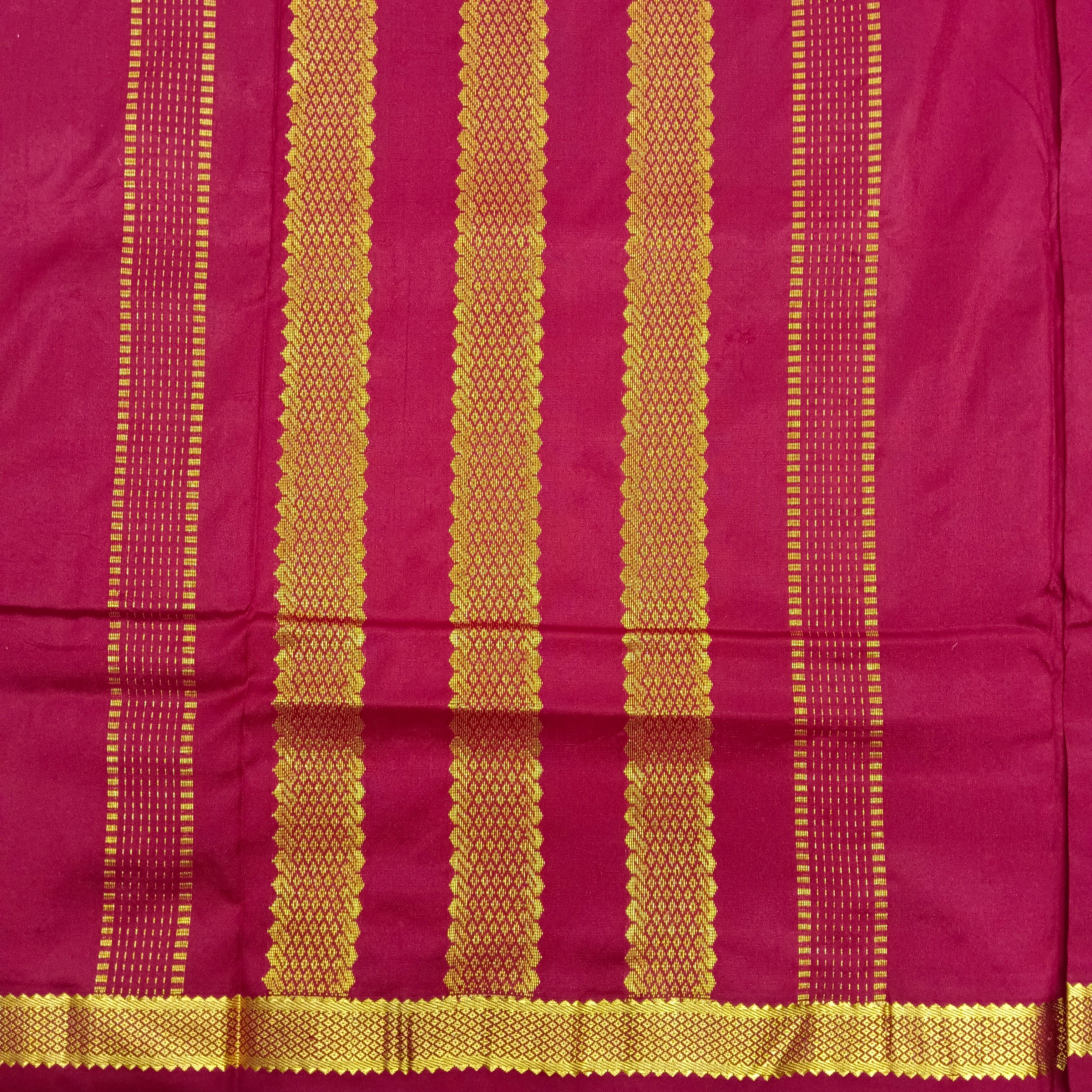 Pure silk 9.5yardz