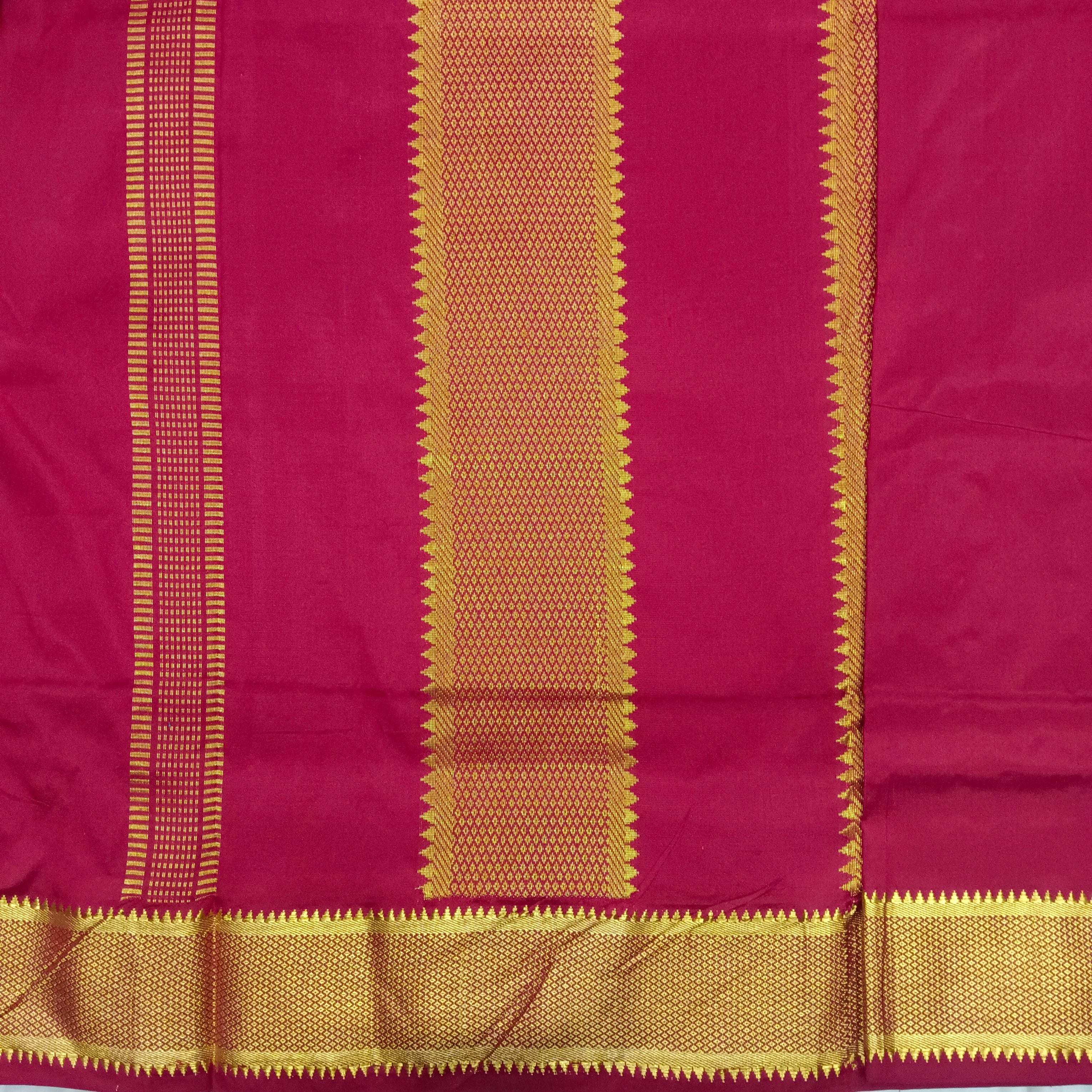 Pure silk 9.5yardz
