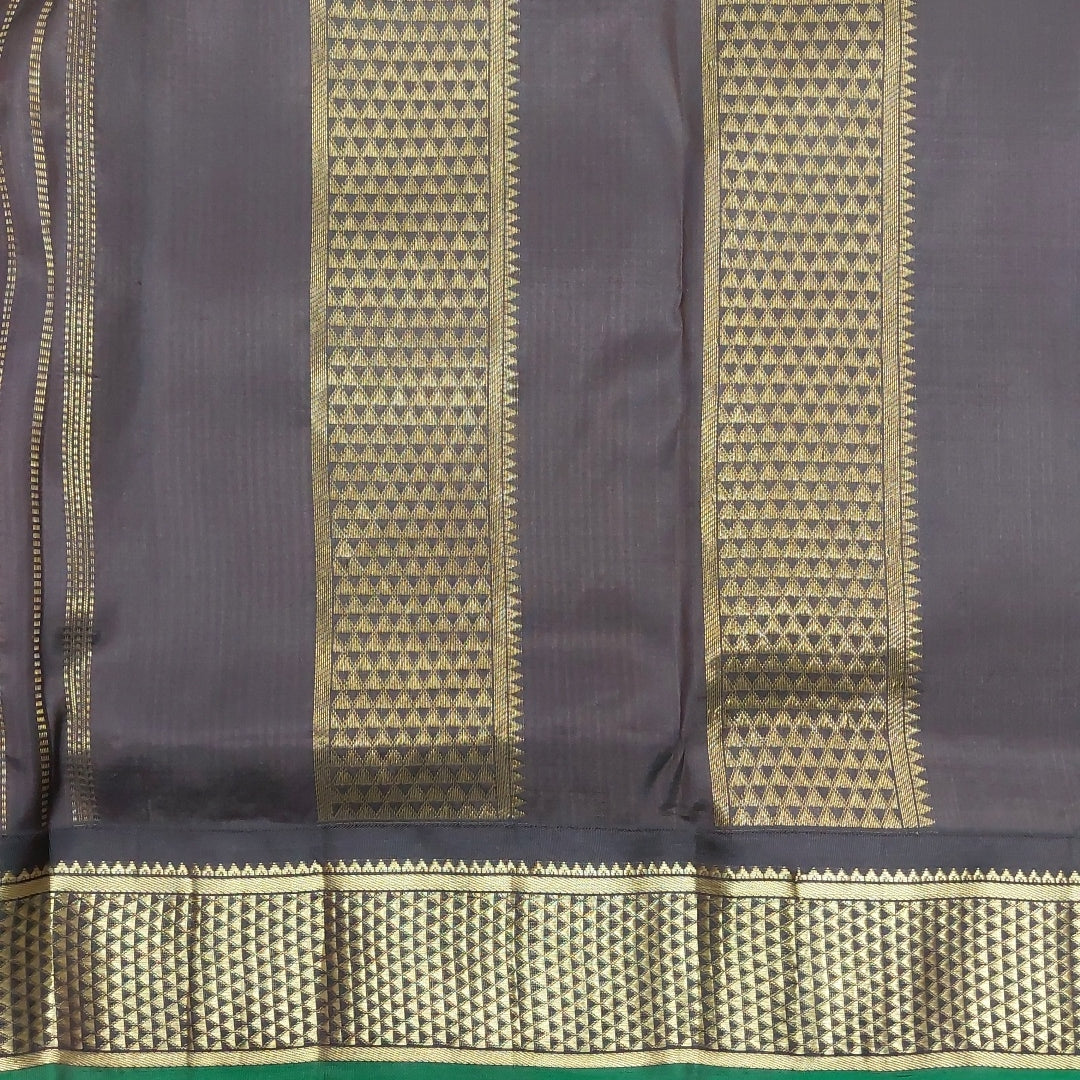 Pure silk 10.25 yardz