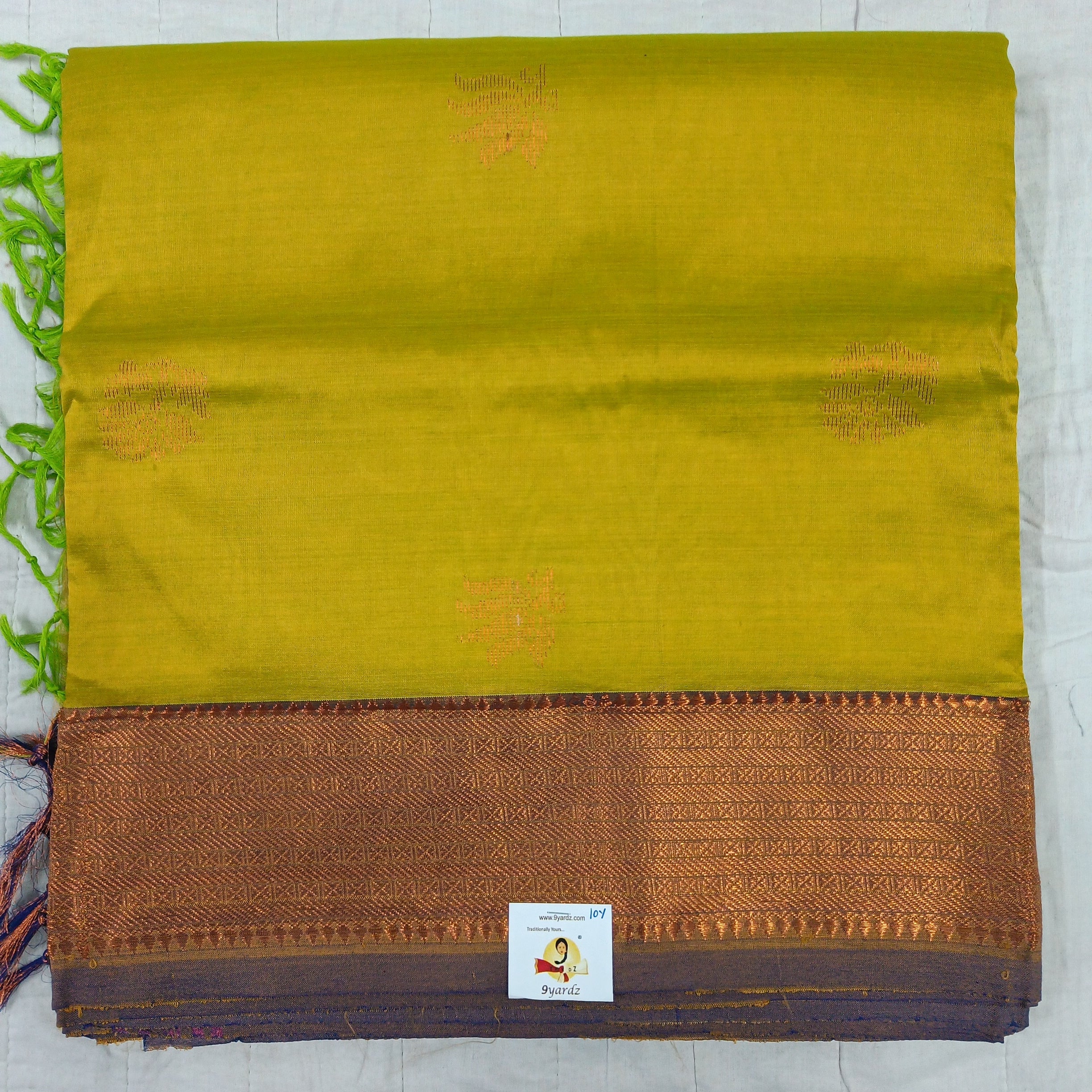 Vaazhainaar Pattu Madisar 10yardz