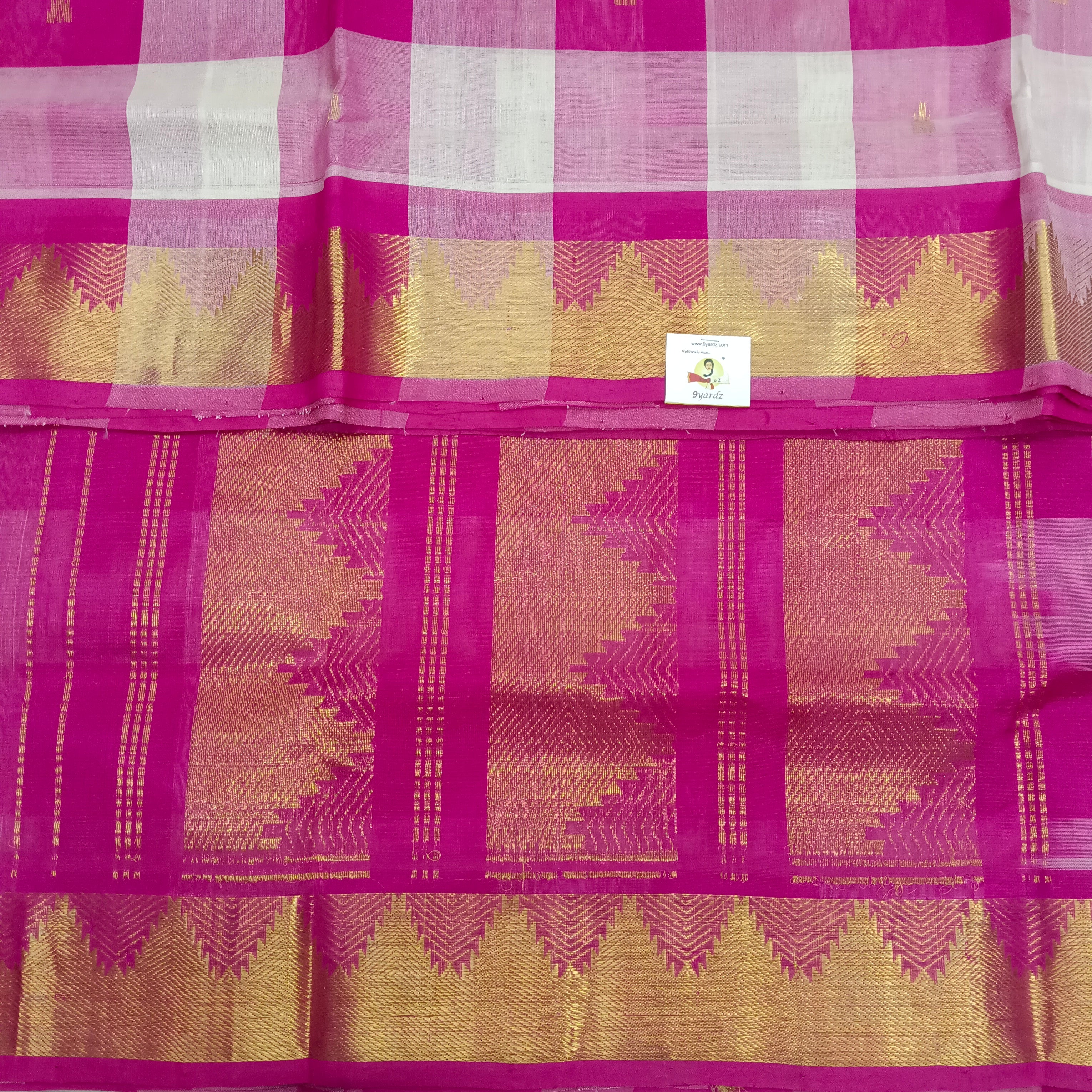 Pure silk cotton- pazhum pazhamum kattam with butta, 9.5yards (madisar)