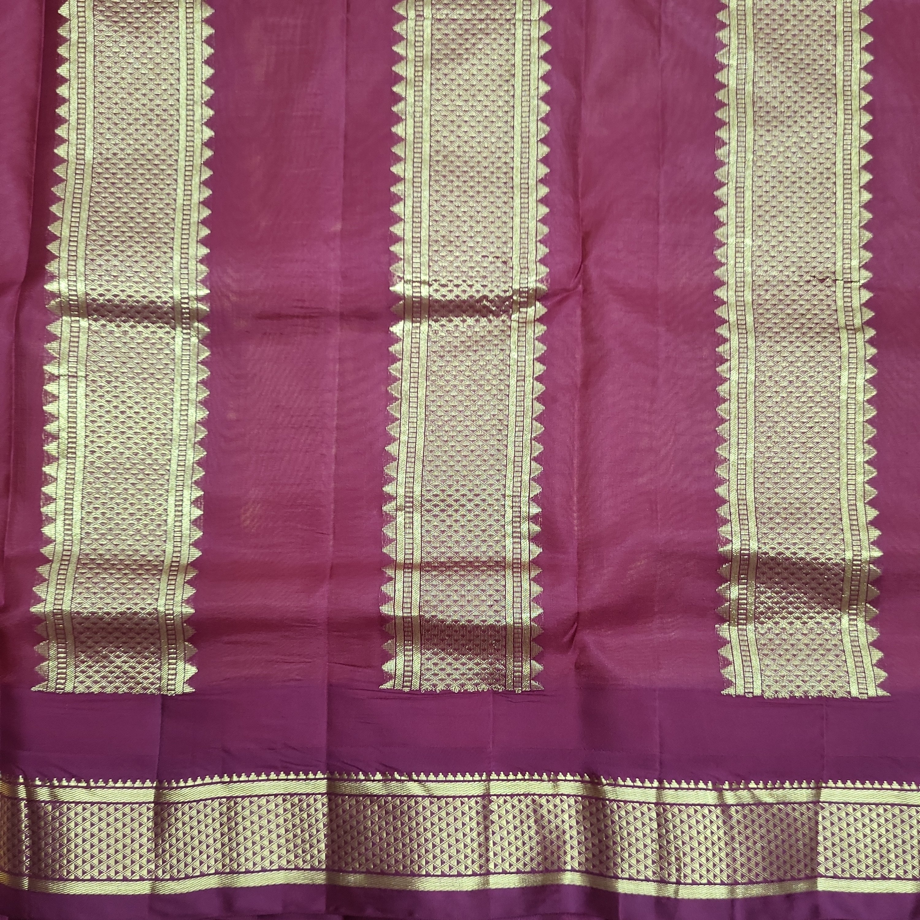 Pure silk 10.25 yardz