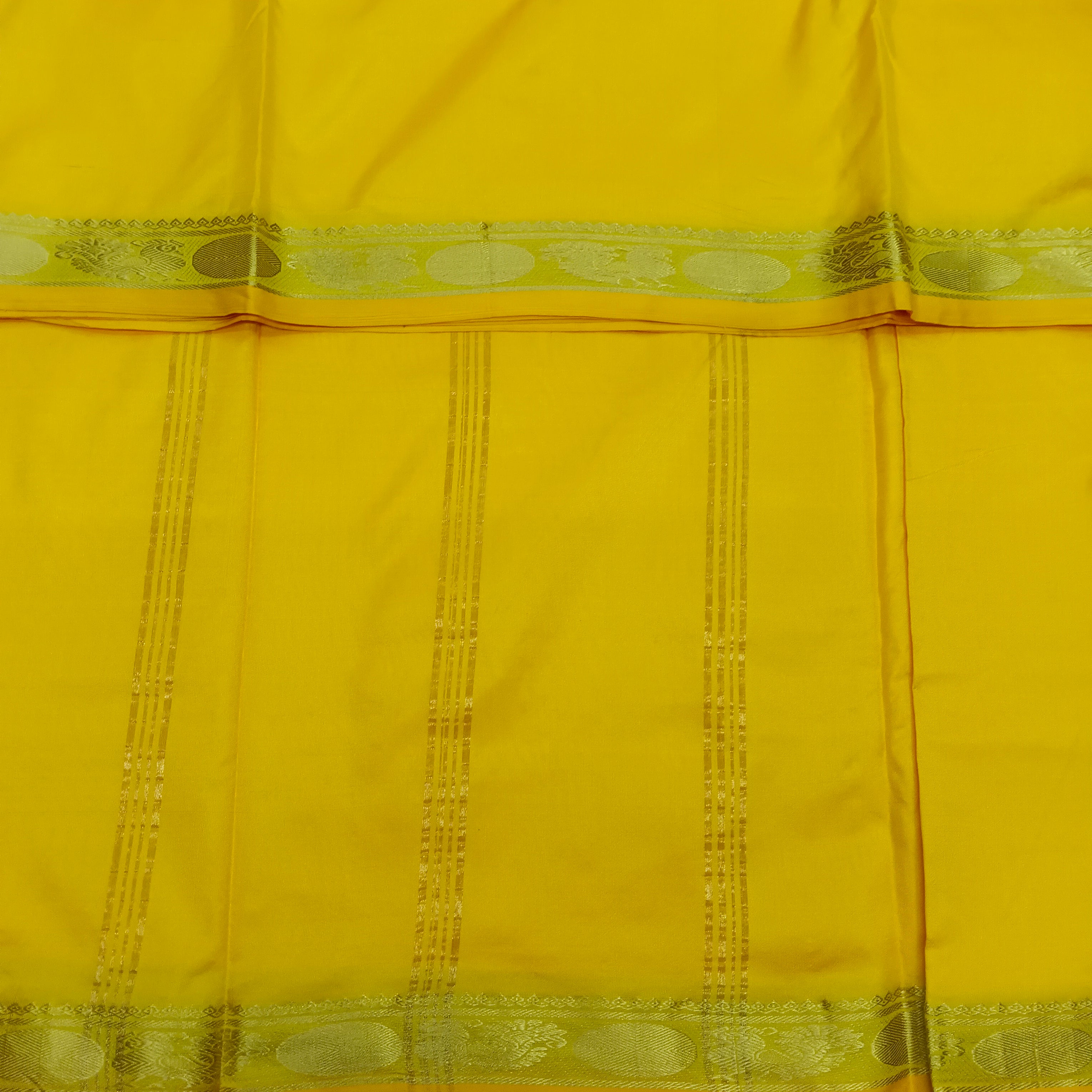 Pure silk 9.5yardz