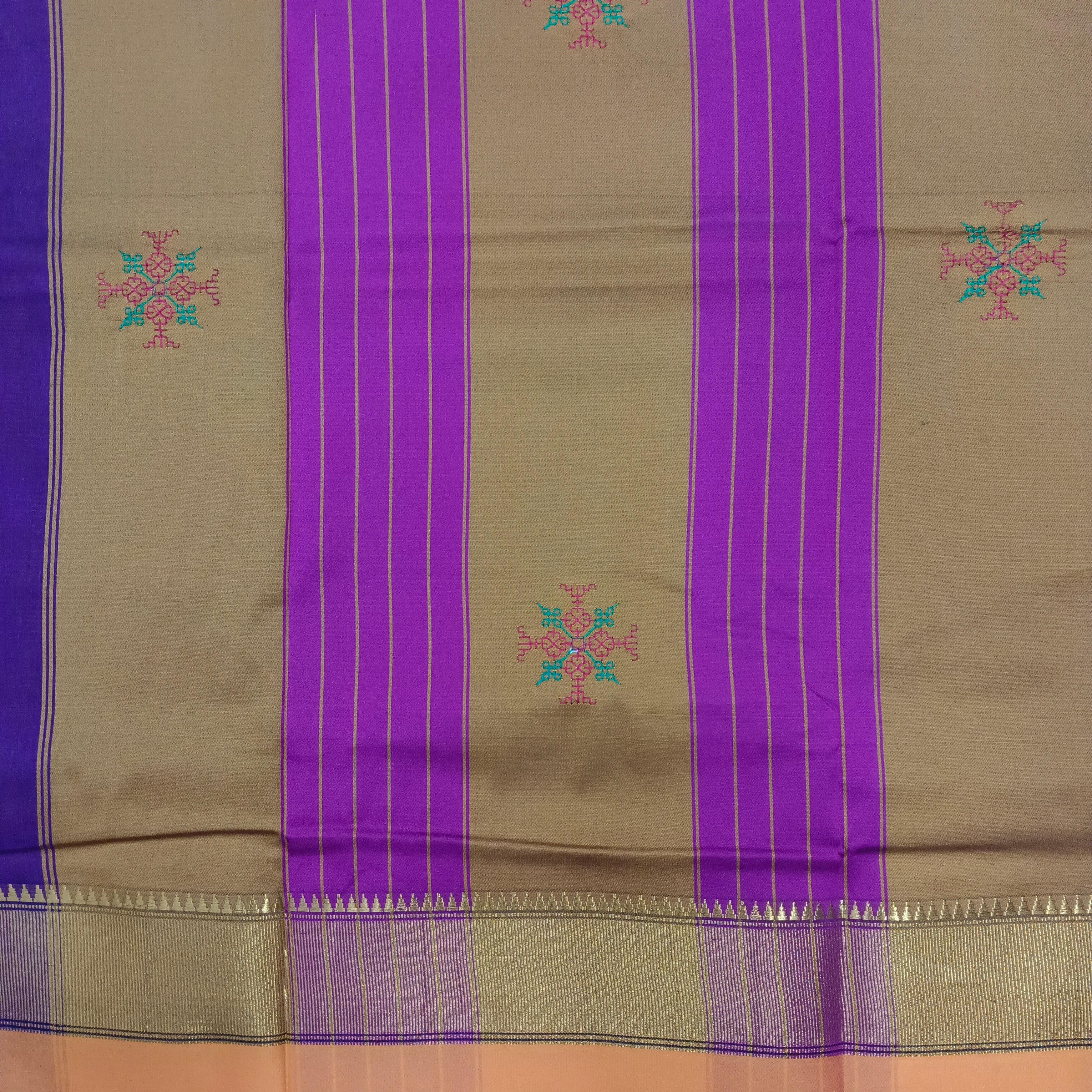 Ikkal kasuthi work sarees 6yardz