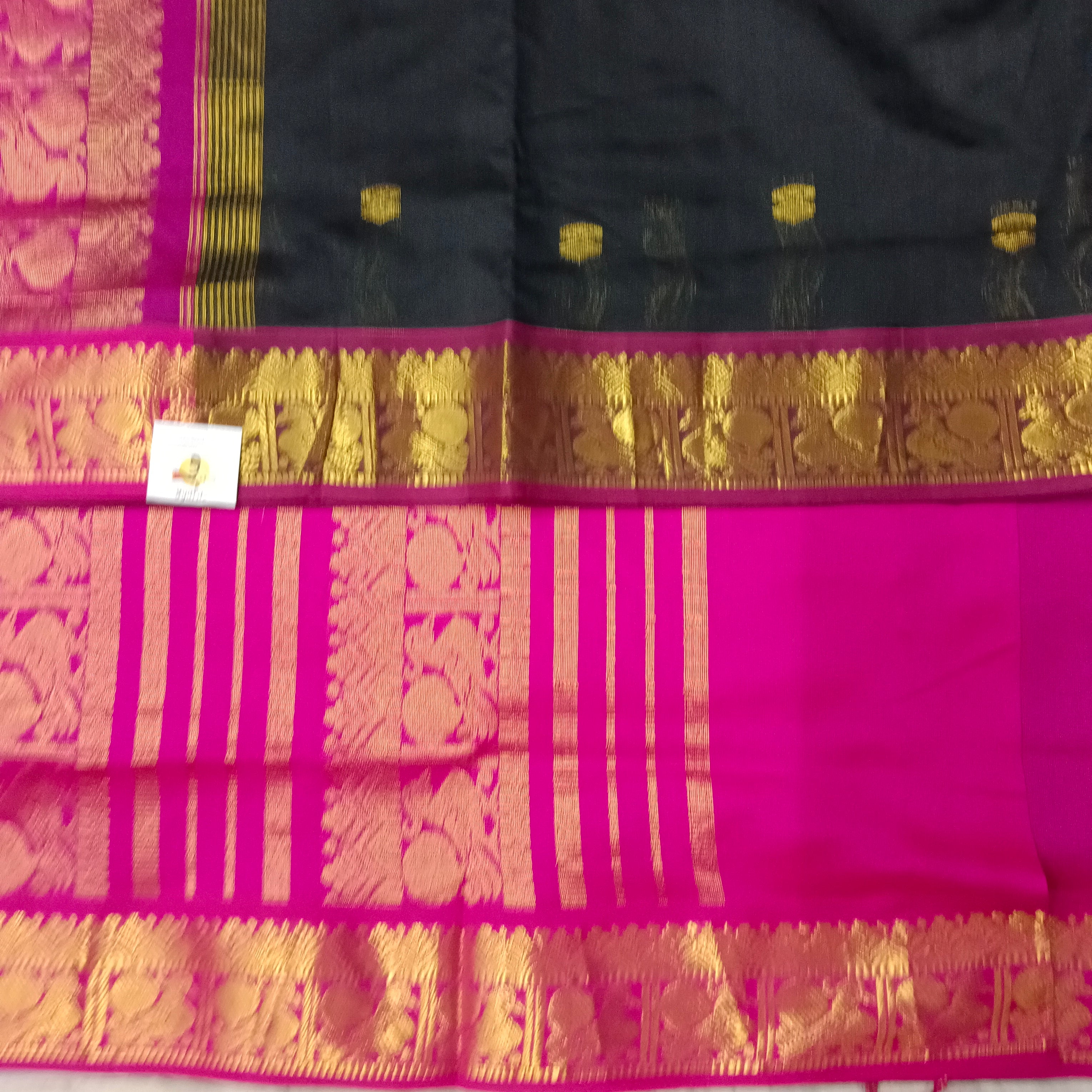 Semi silk Zari Checked 6Yards