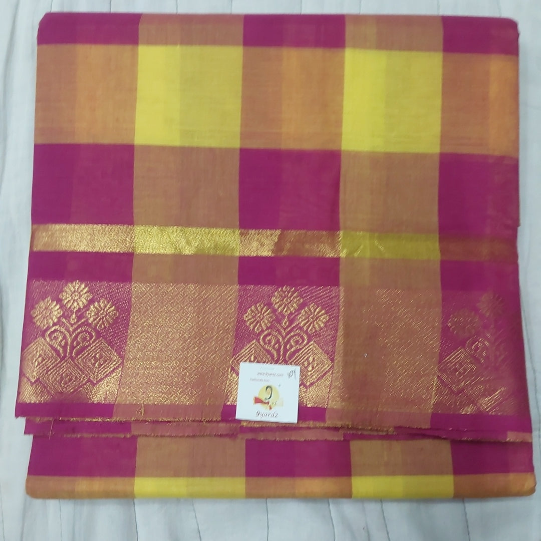 Arupukottai cotton checked 10yards madisar with matching blouse bit