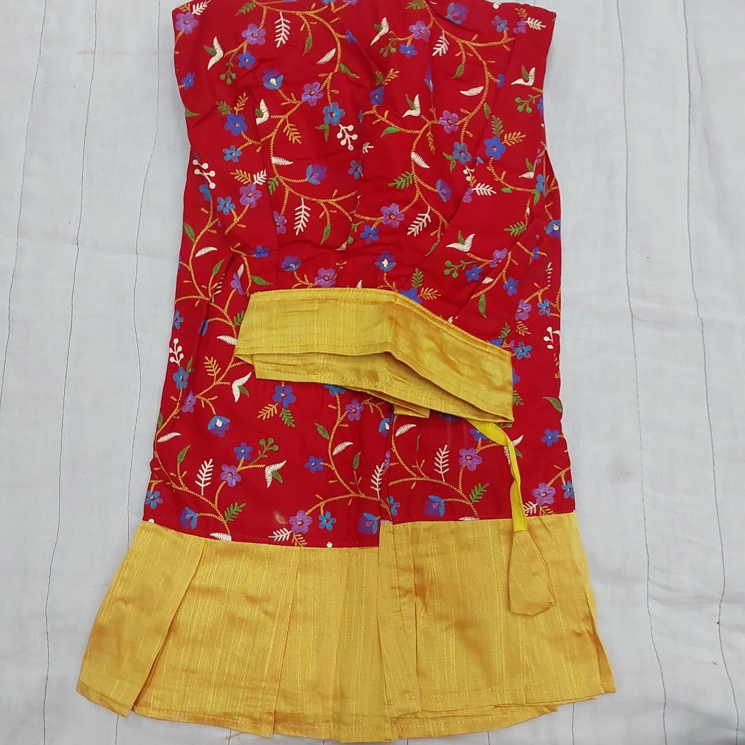 Embossed Pavadai