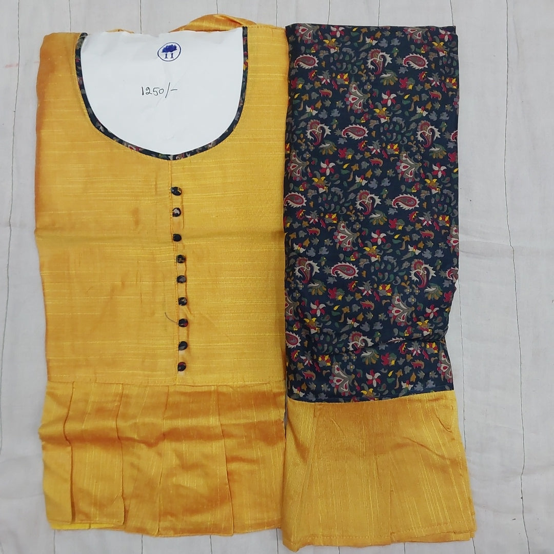 Embossed Pavadai
