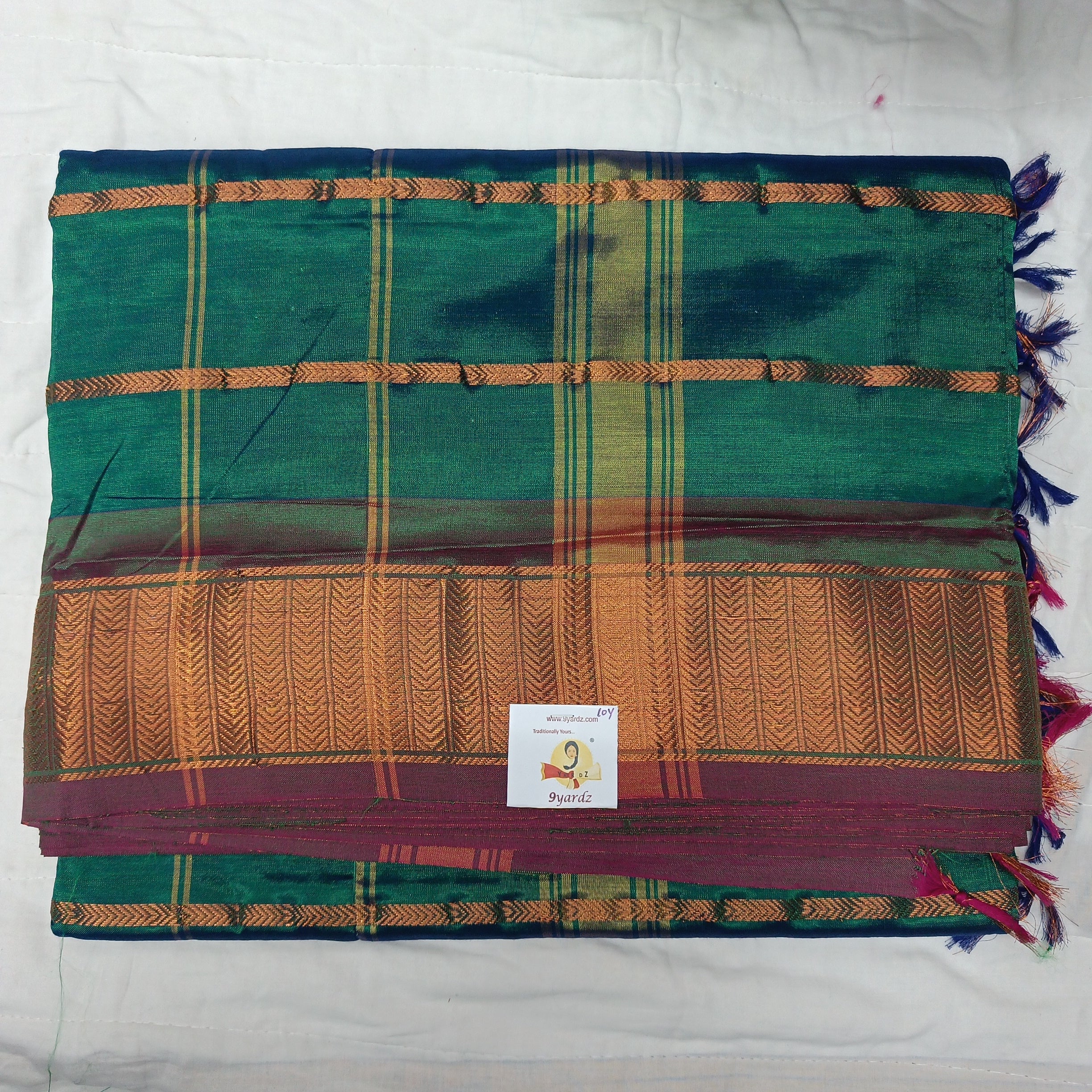 Vaazhainaar Pattu Madisar veldhari