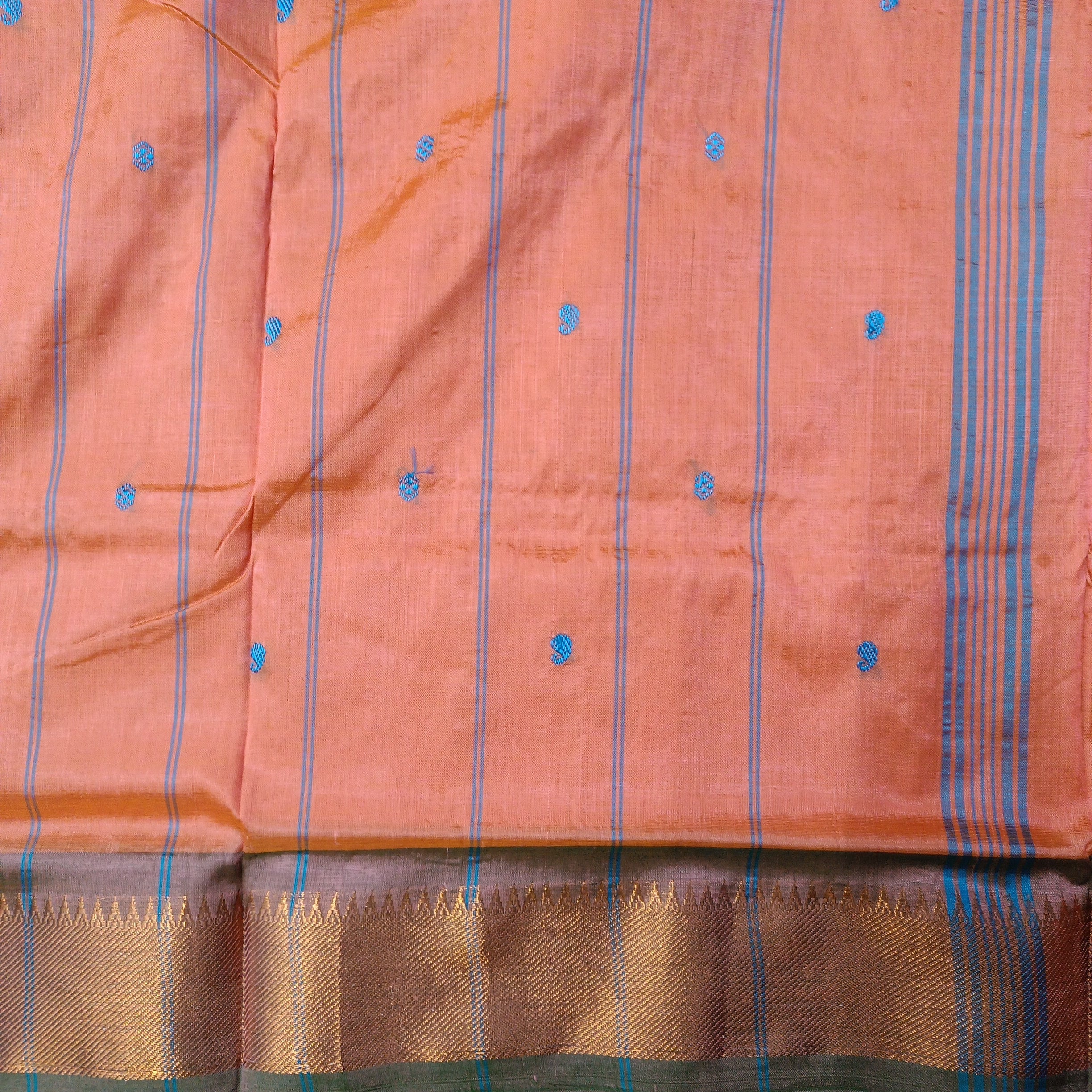 Vaazhainaar Pattu Madisar