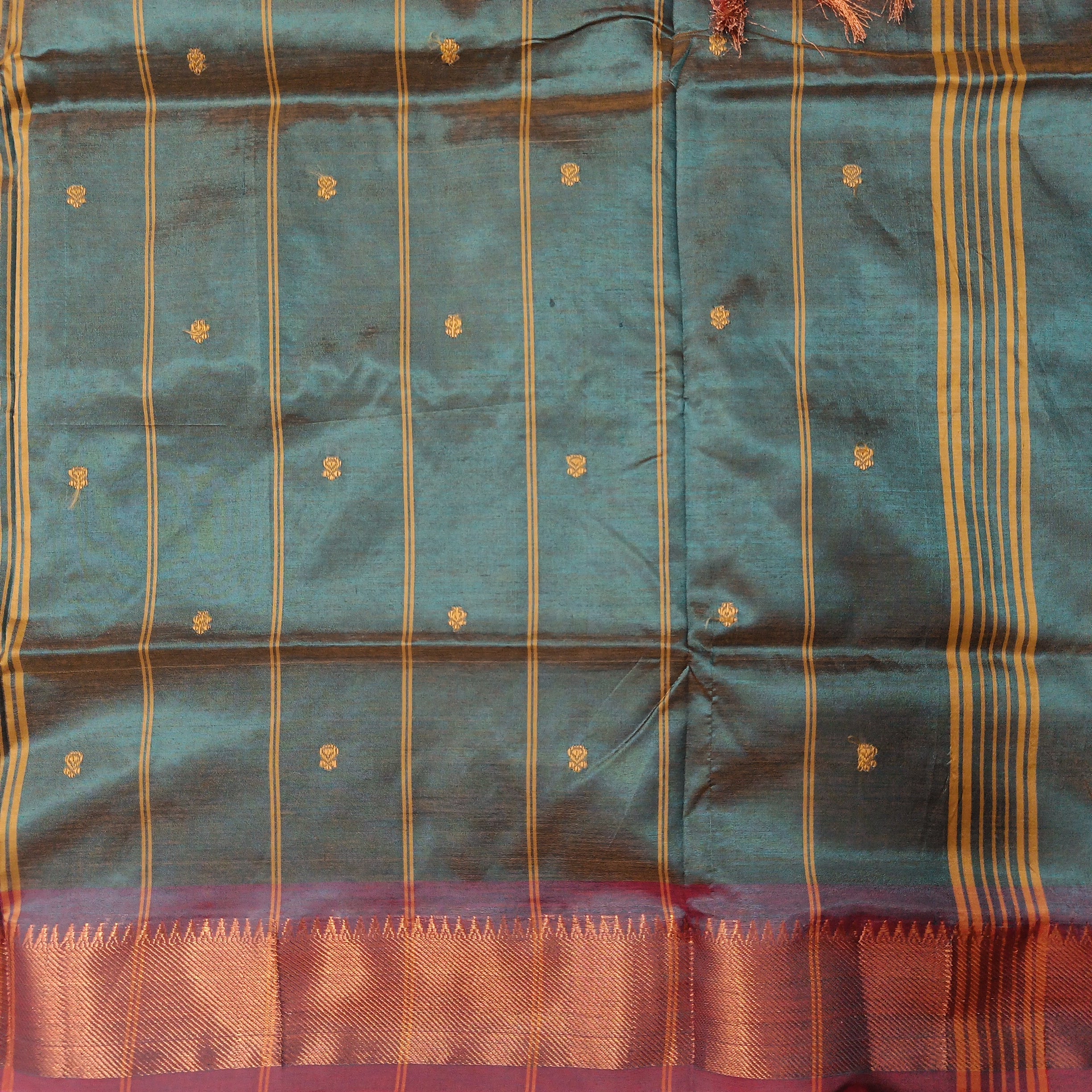 Vaazhainaar Pattu Madisar