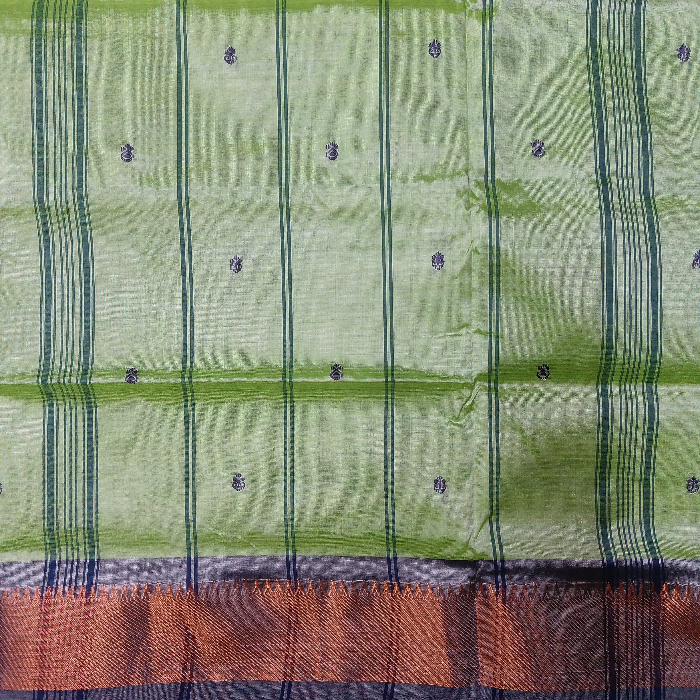 Vaazhainaar Pattu Madisar