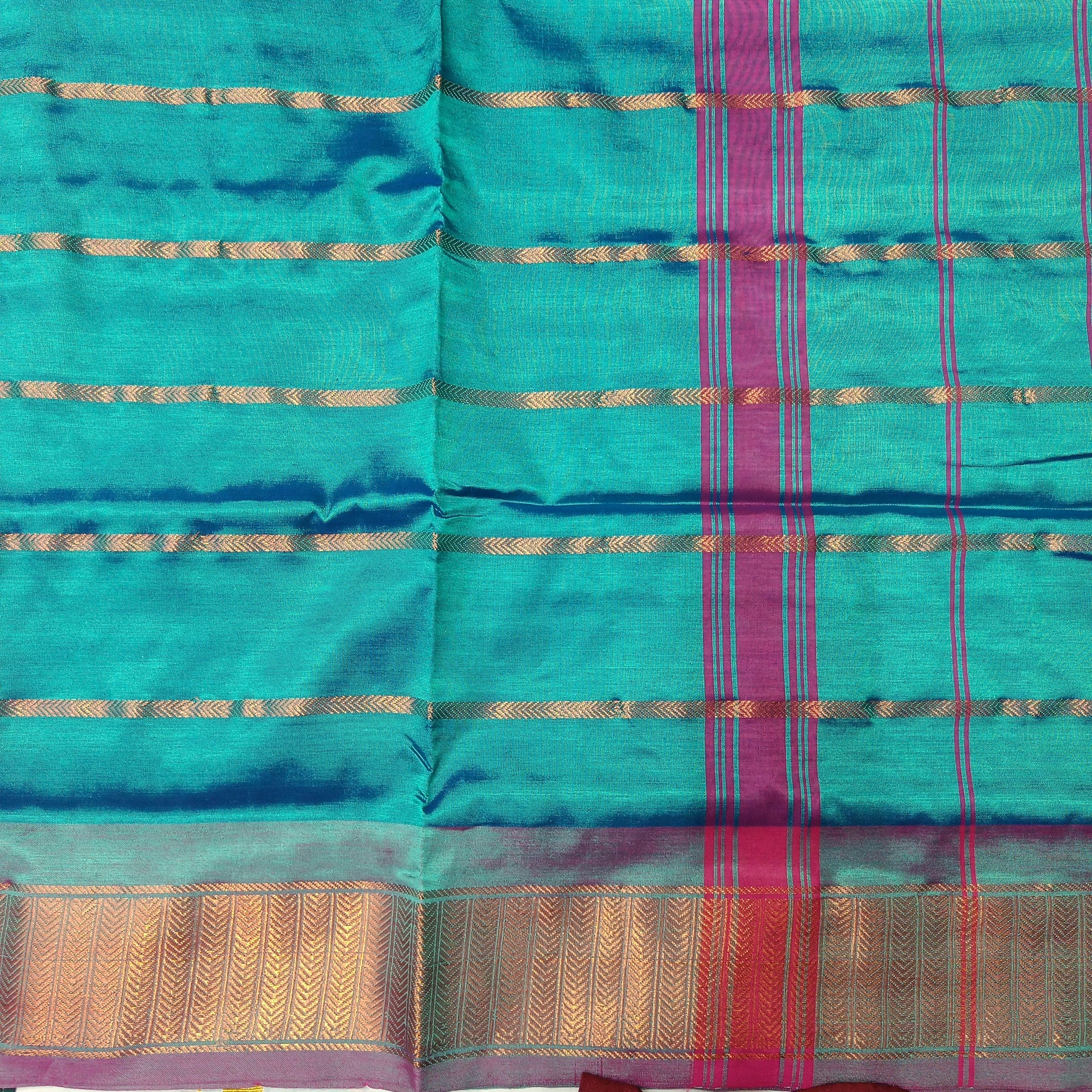 Vaazhainaar Pattu Madisar veldhari