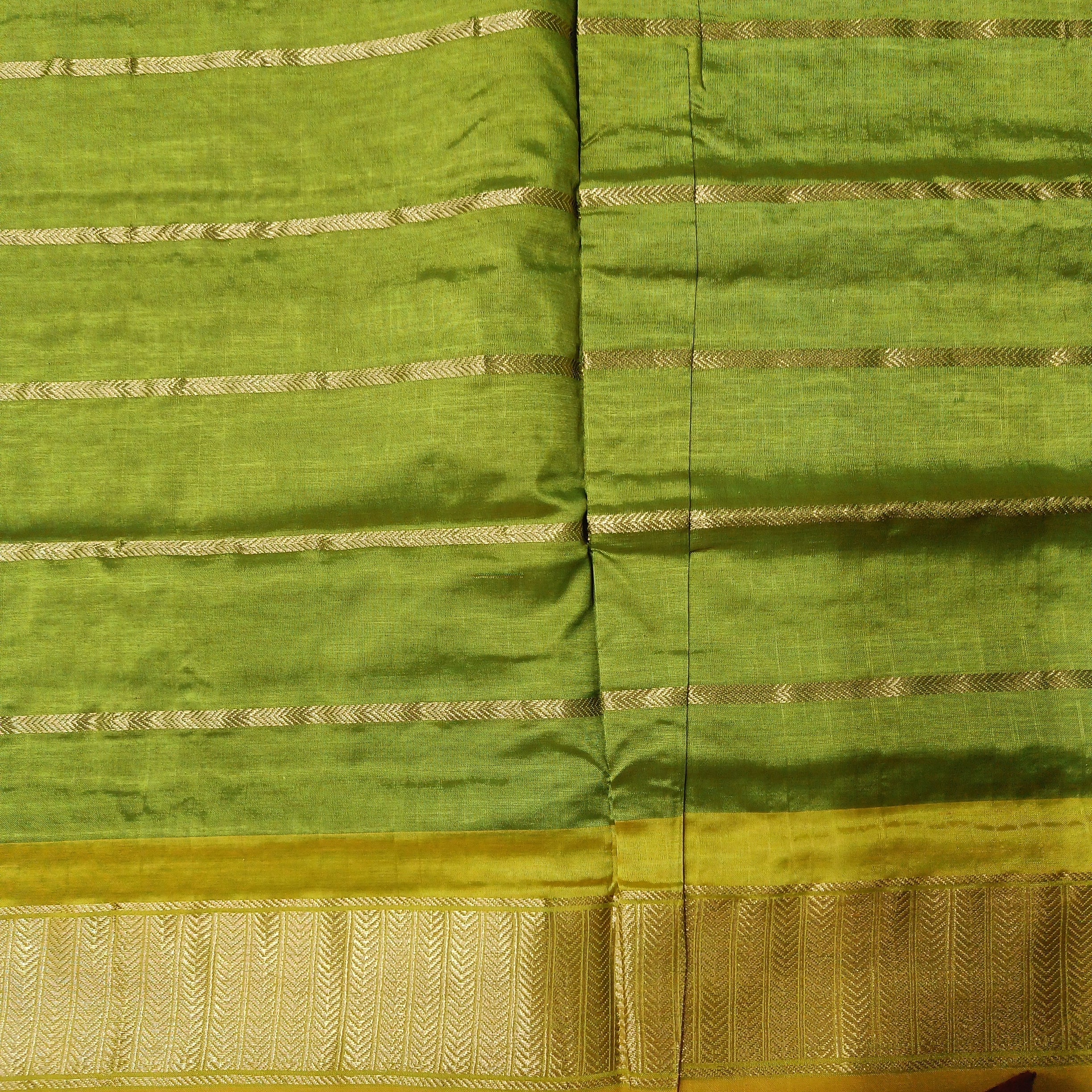 Vaazhainaar Pattu Madisar veldhari