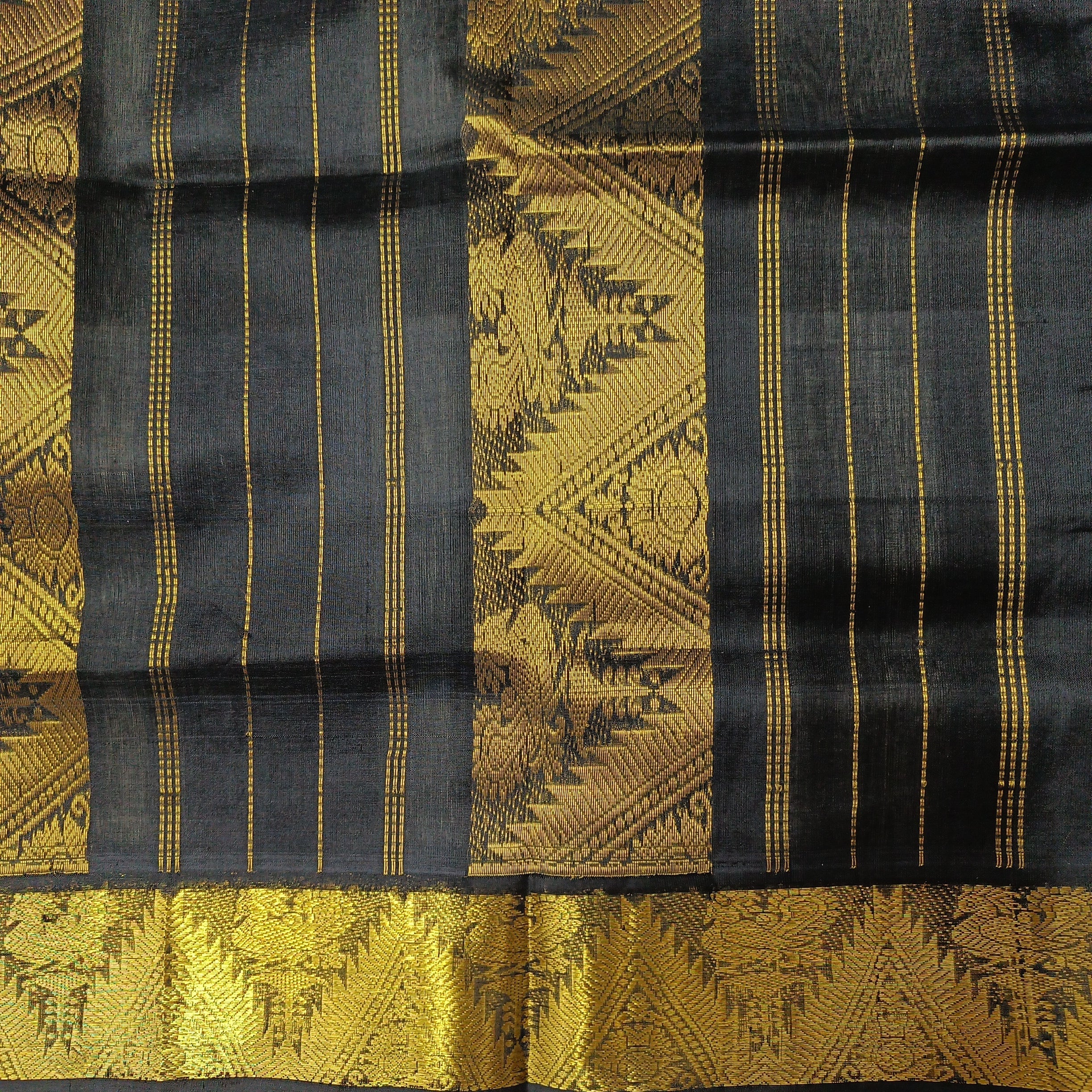 Pure silk cotton zari Pazhum Pazhamum Check
