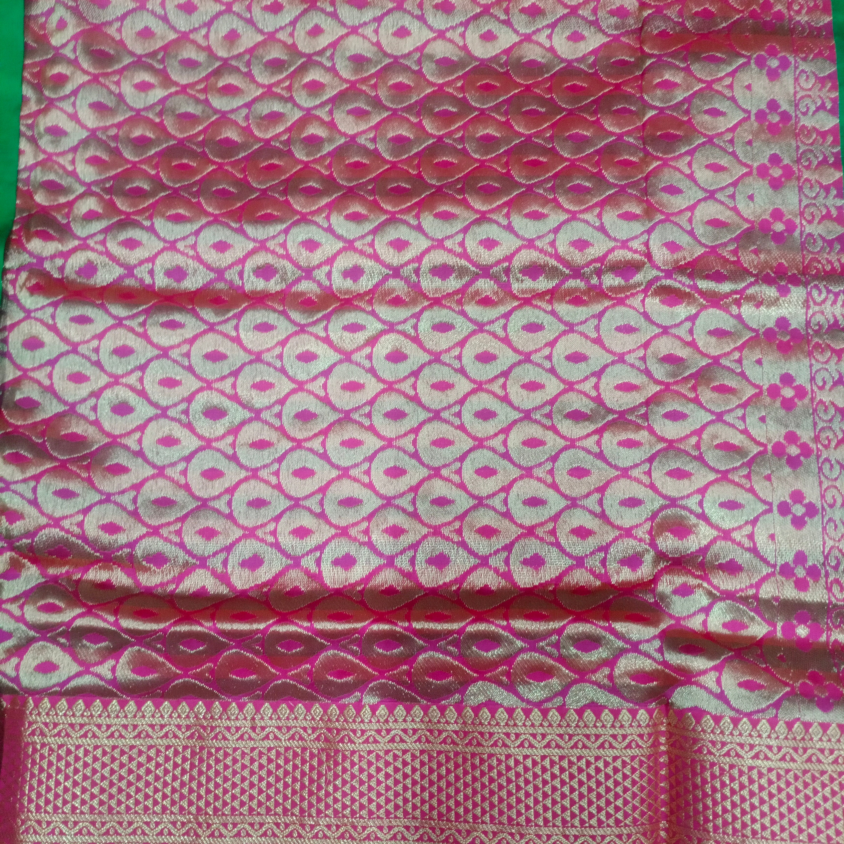 Poly silk 9.5yards checked madisar