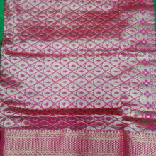 Load image into Gallery viewer, Poly silk 9.5yards checked madisar