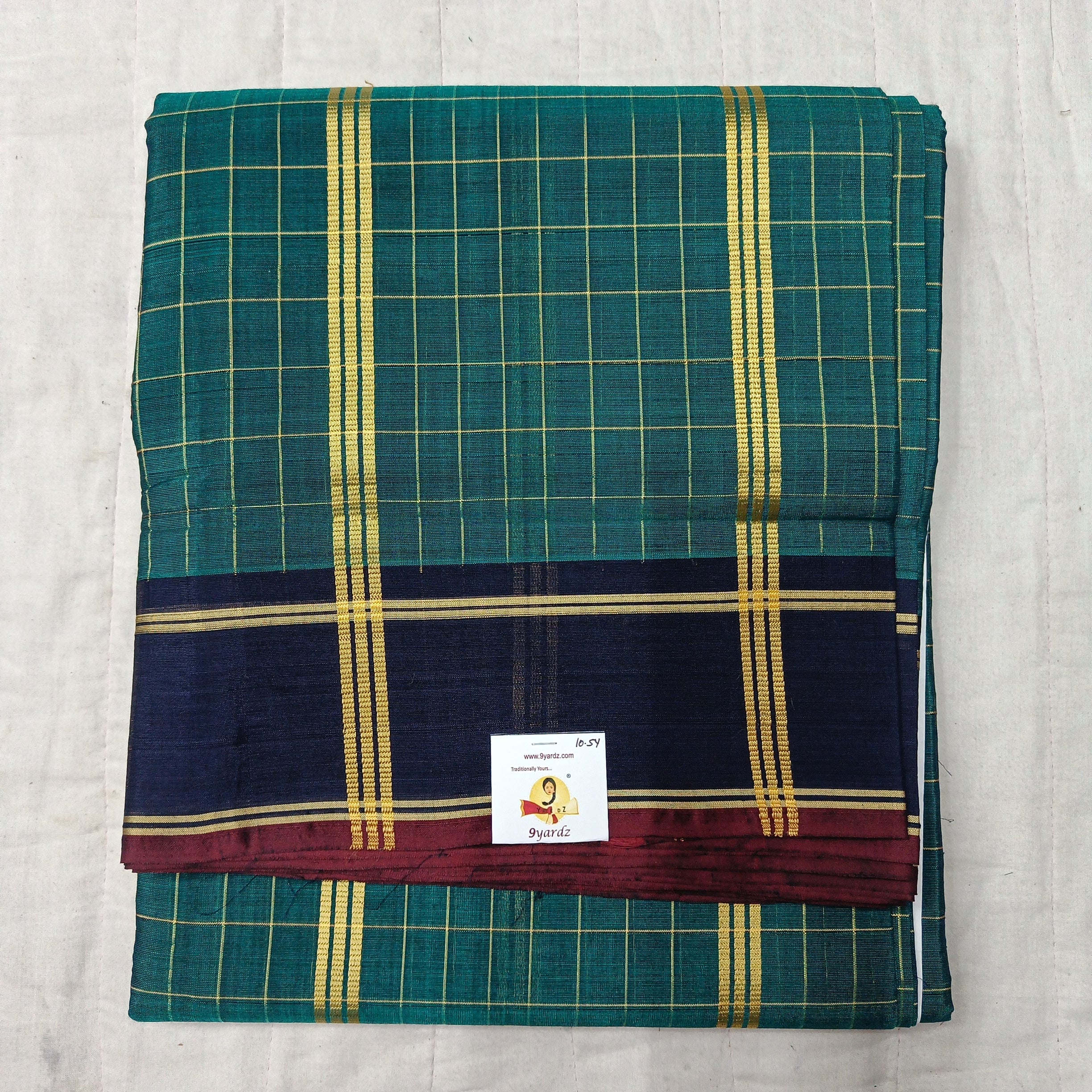 Devendra Small Zari checked  10.5 yards