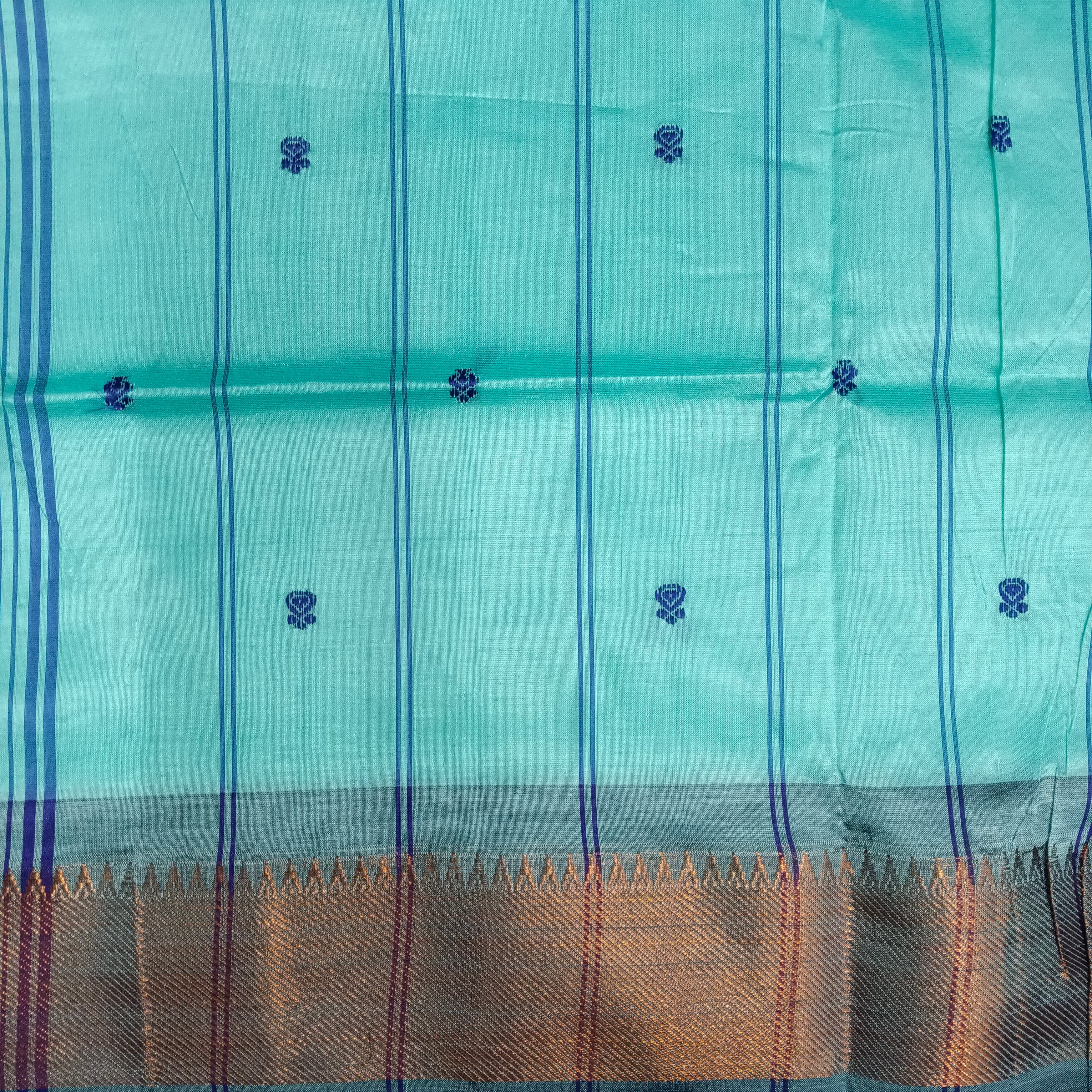 Vaazhainaar Pattu Madisar