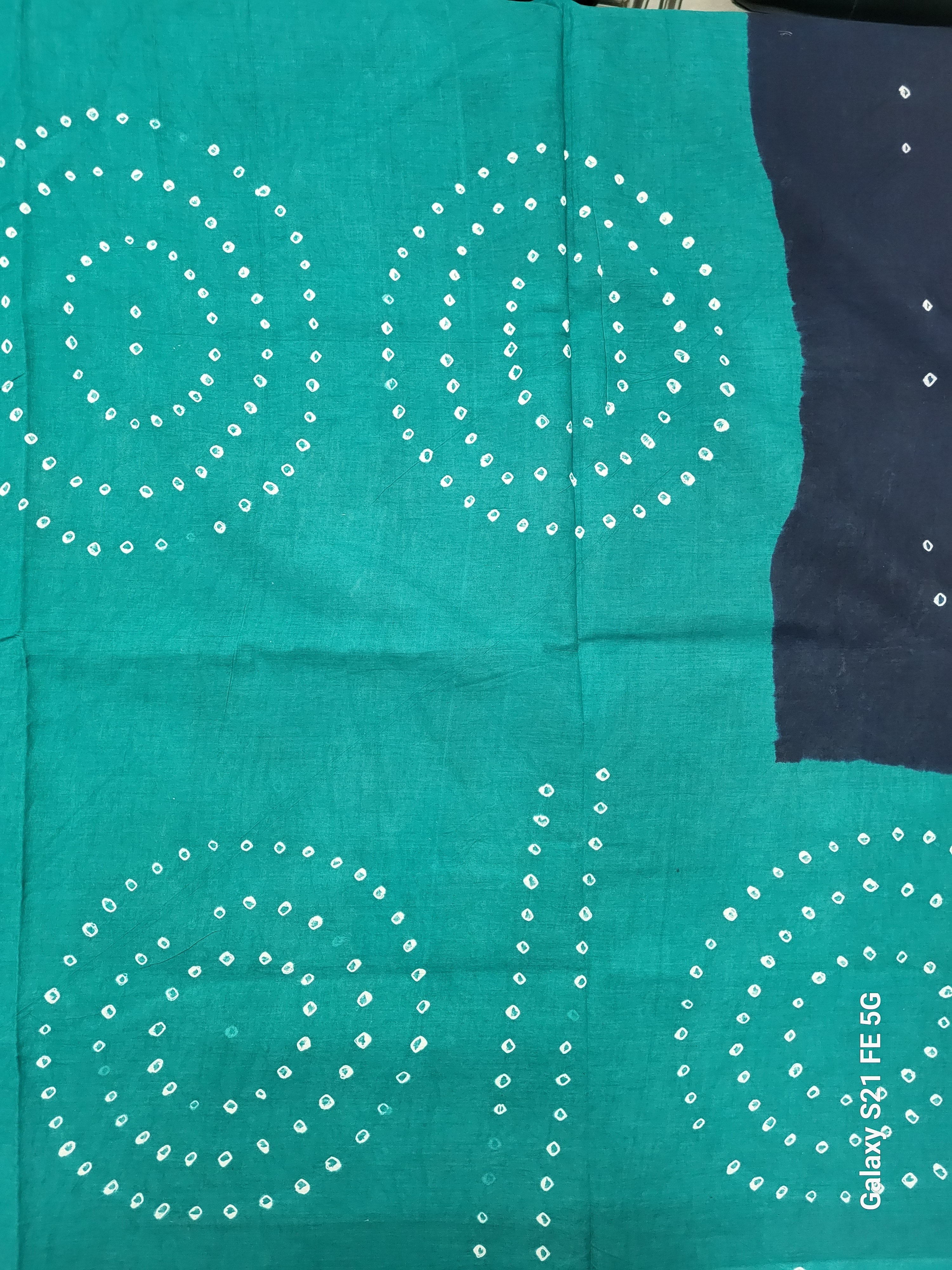 Hand tye and dyed Sungudi