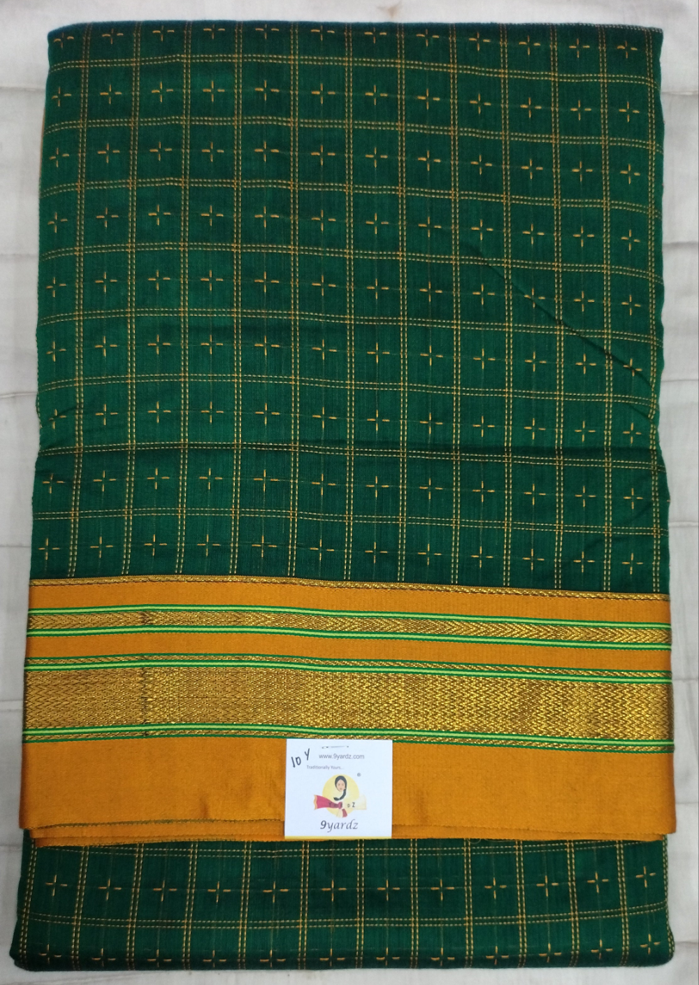 Ikkal sarees madisar 10yardz
