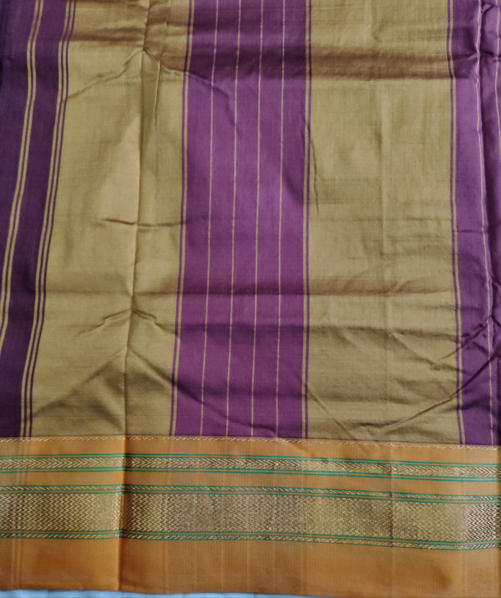 Ikkal sarees madisar 10yardz