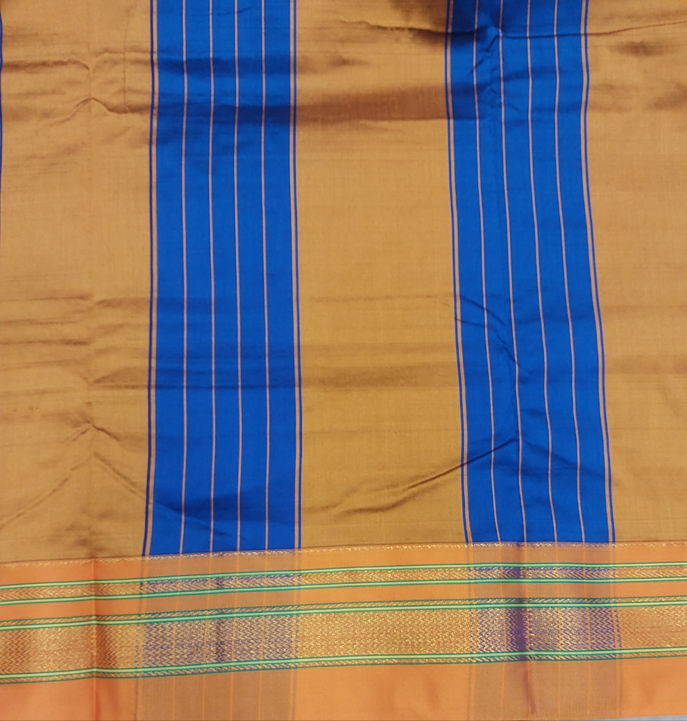 Ikkal sarees madisar 10yardz