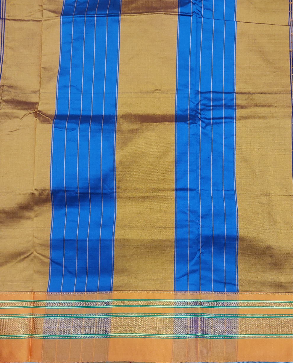 Ikkal sarees madisar 10yardz