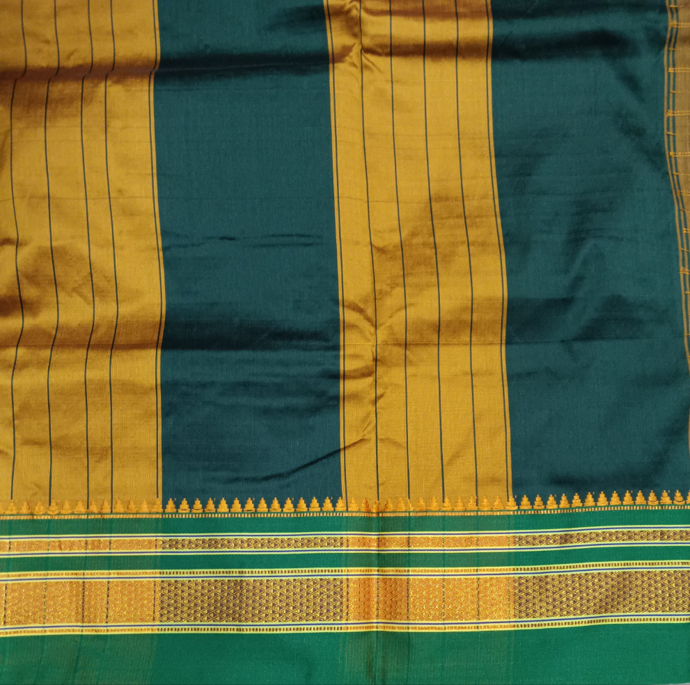 Ikkal sarees madisar 10yardz