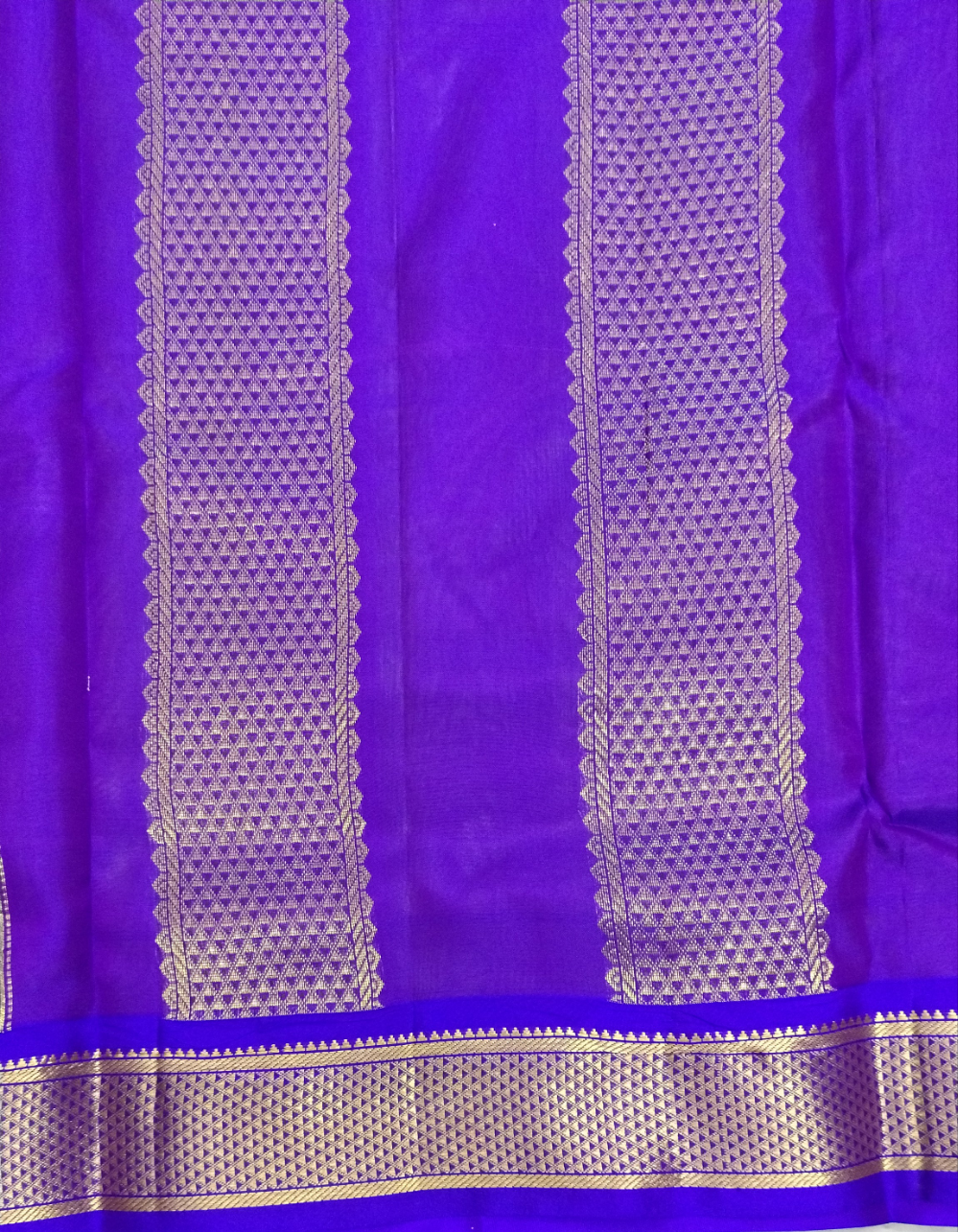 Pure silk 10.25yardz