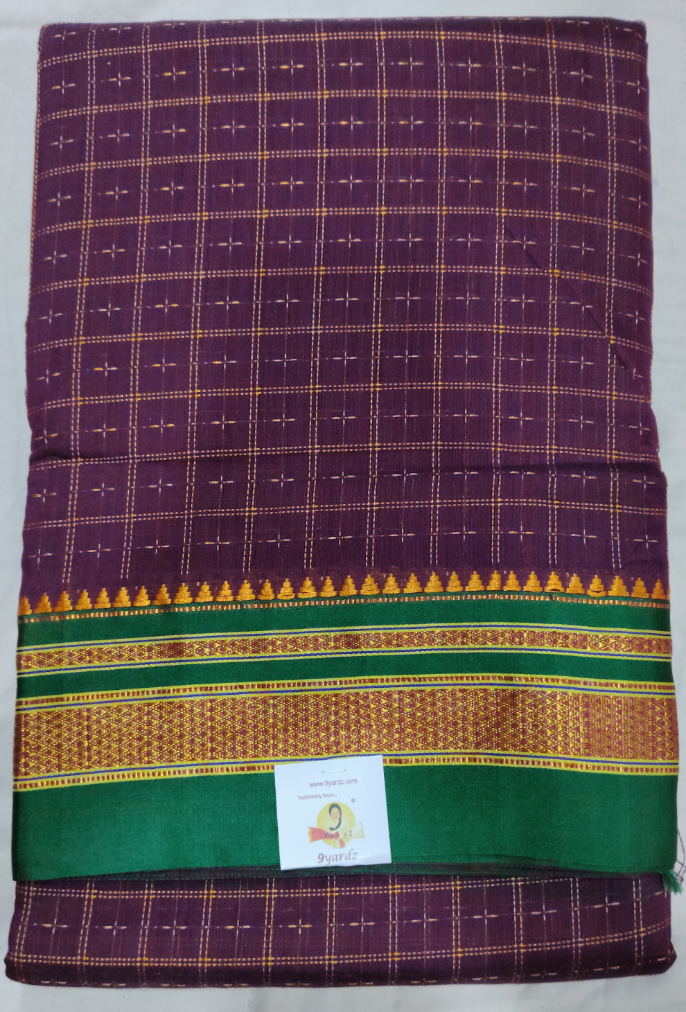 Ikkal sarees madisar 10yardz
