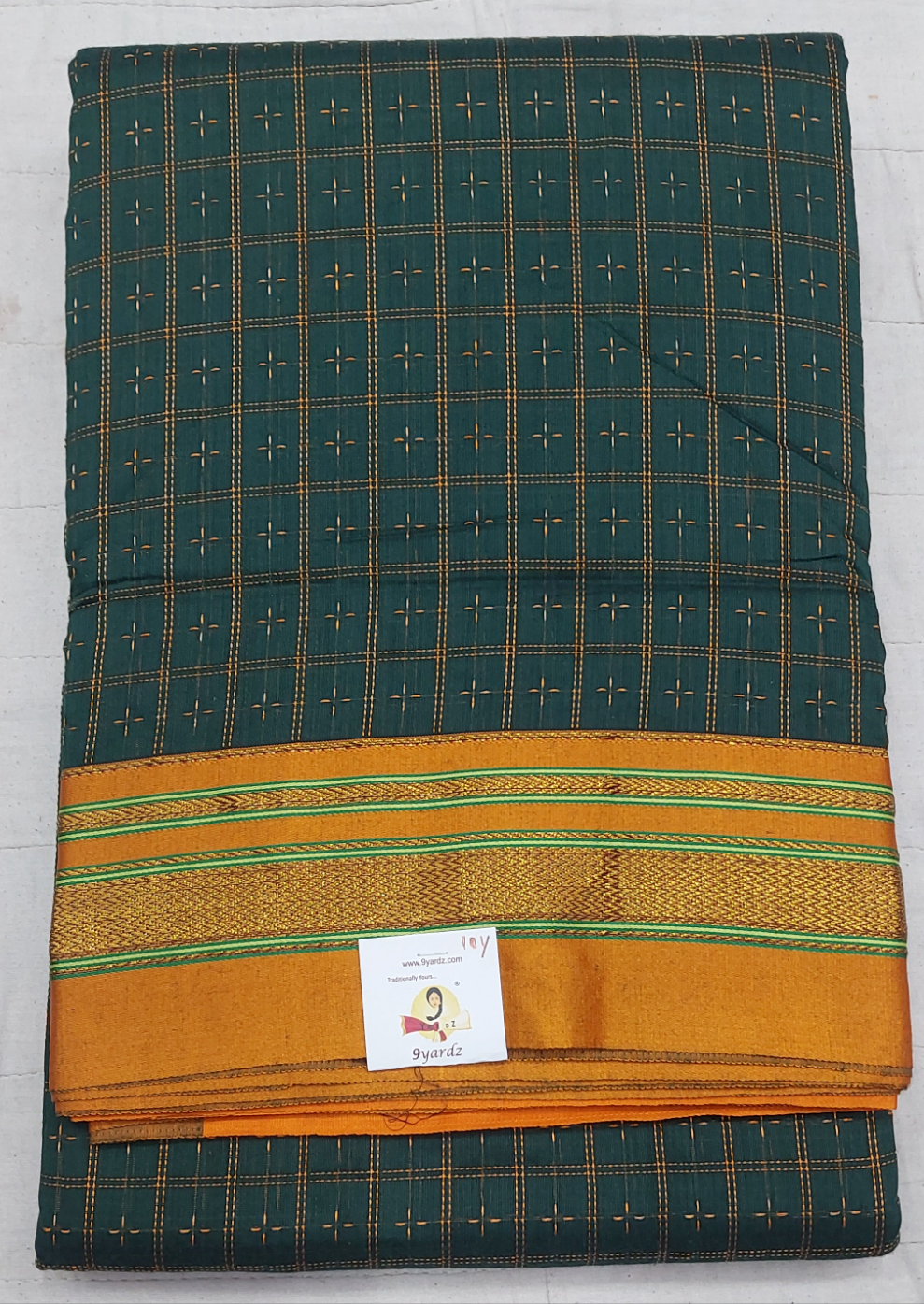 Ikkal sarees madisar 10yardz