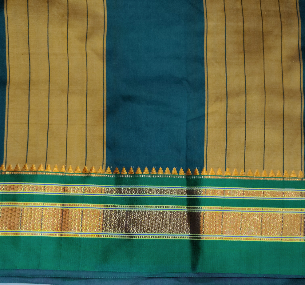 Ikkal sarees madisar 10yardz