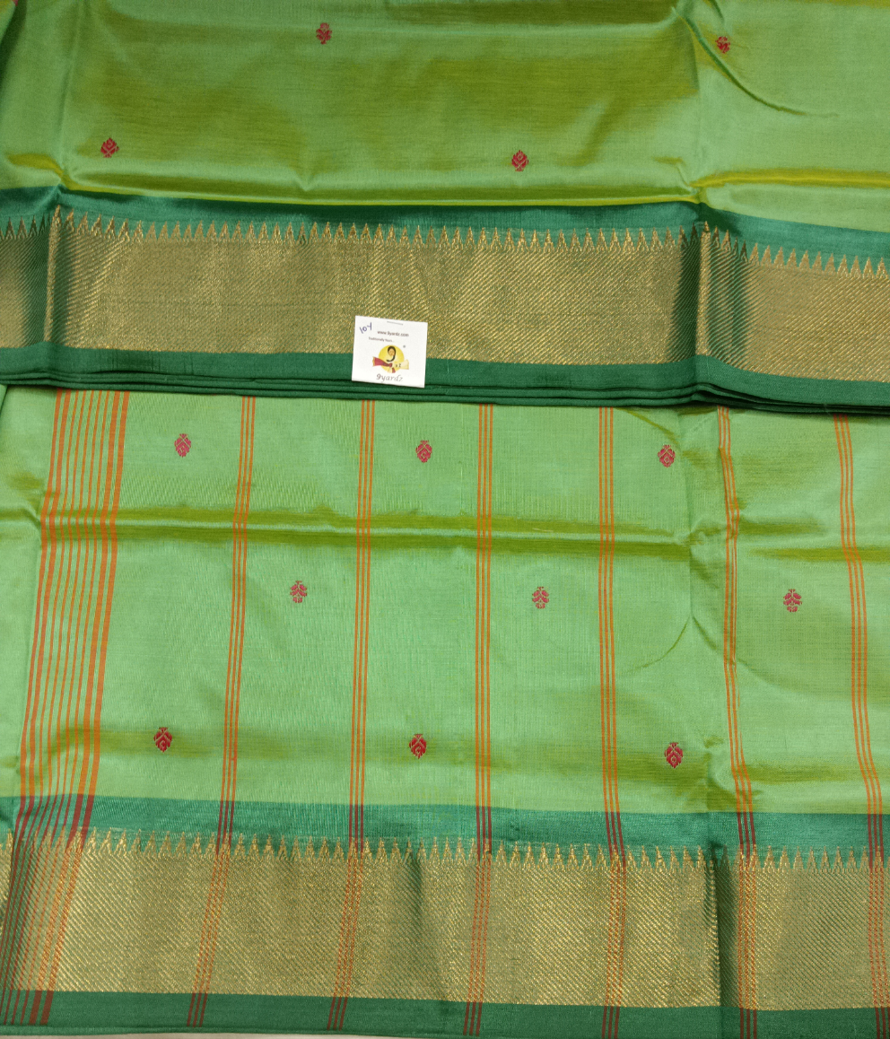 Vaazhainaar Pattu Madisar