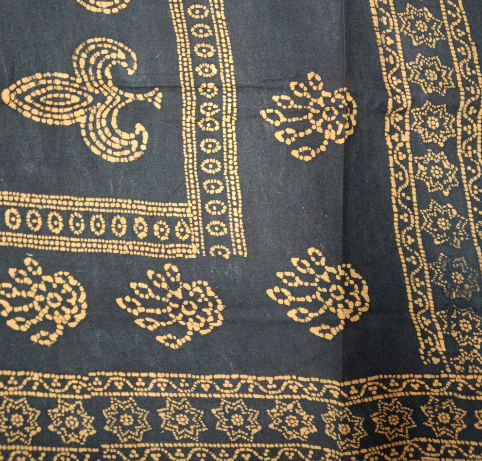 Sungudi Spray Printed 10.5 yards