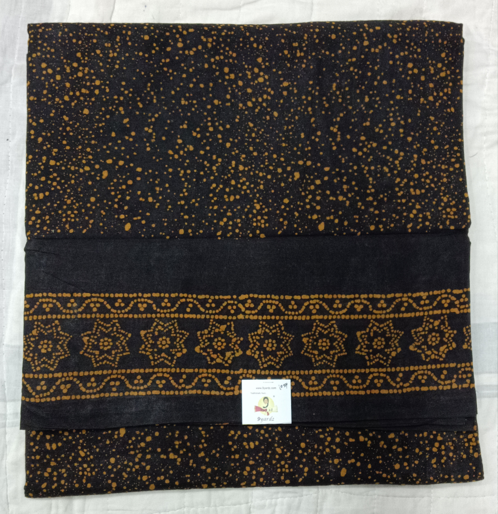 Sungudi Spray Printed 10.5 yards