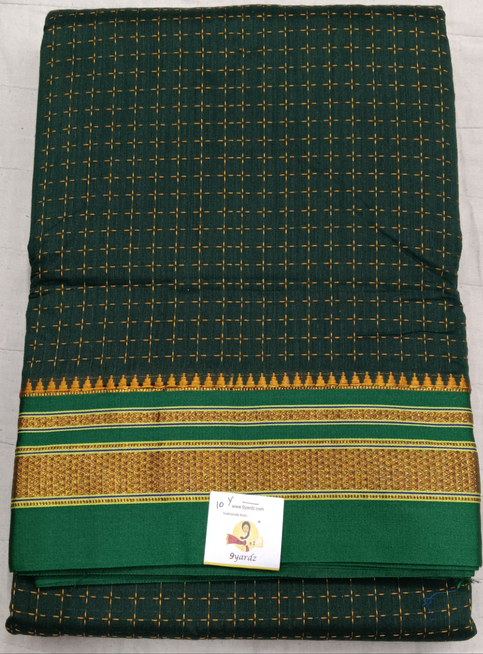Ikkal sarees madisar 10yardz